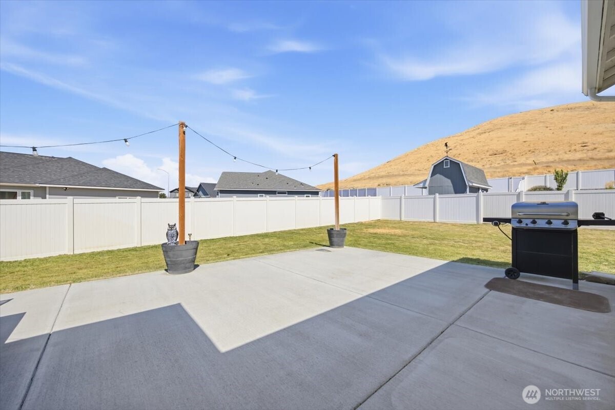 86 Ellie Ann Court Property Photo 16