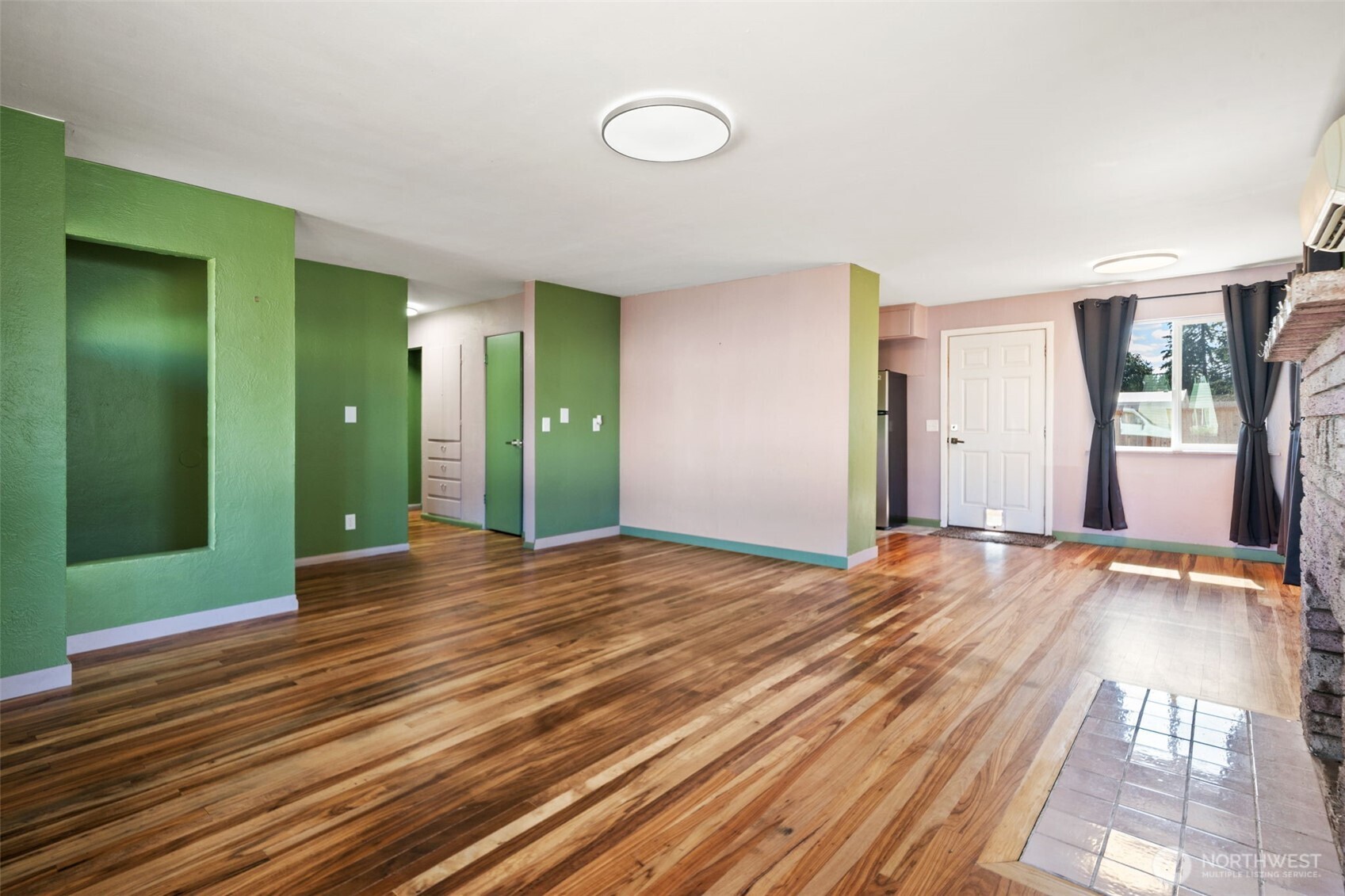 2015 Adams Street Property Photo 6