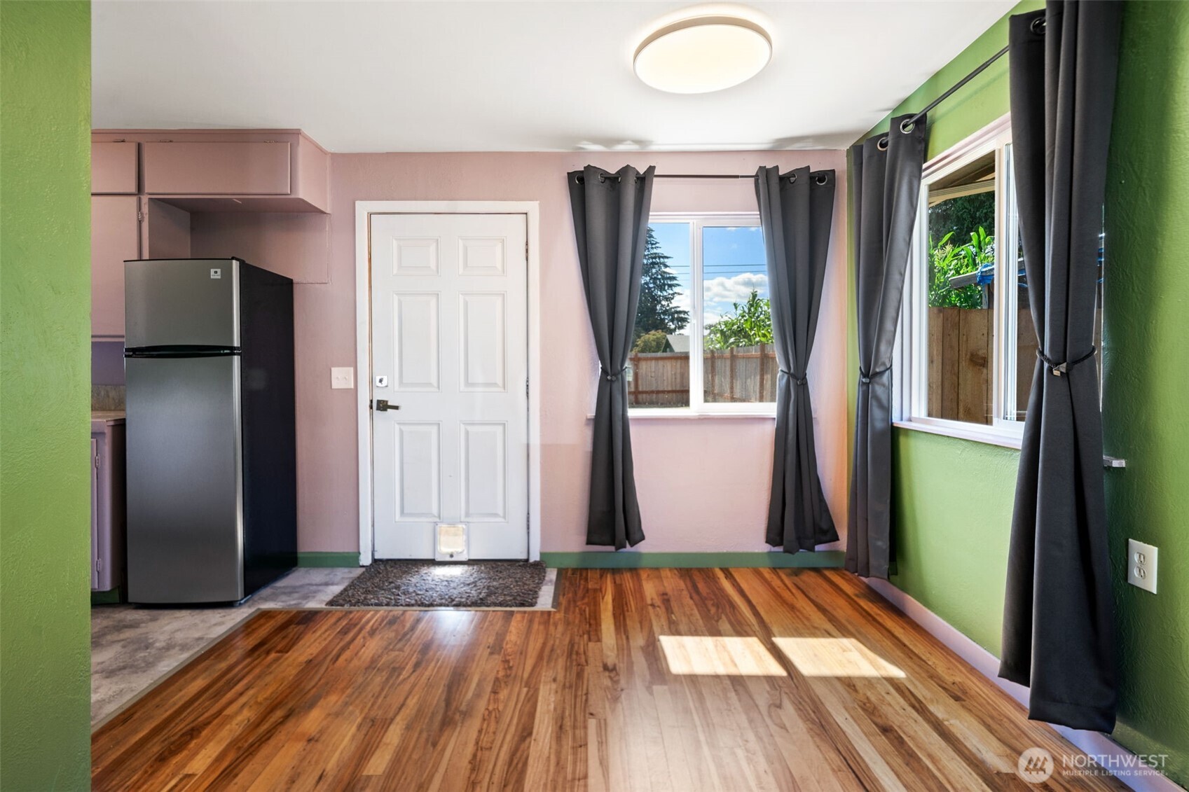 2015 Adams Street Property Photo 7