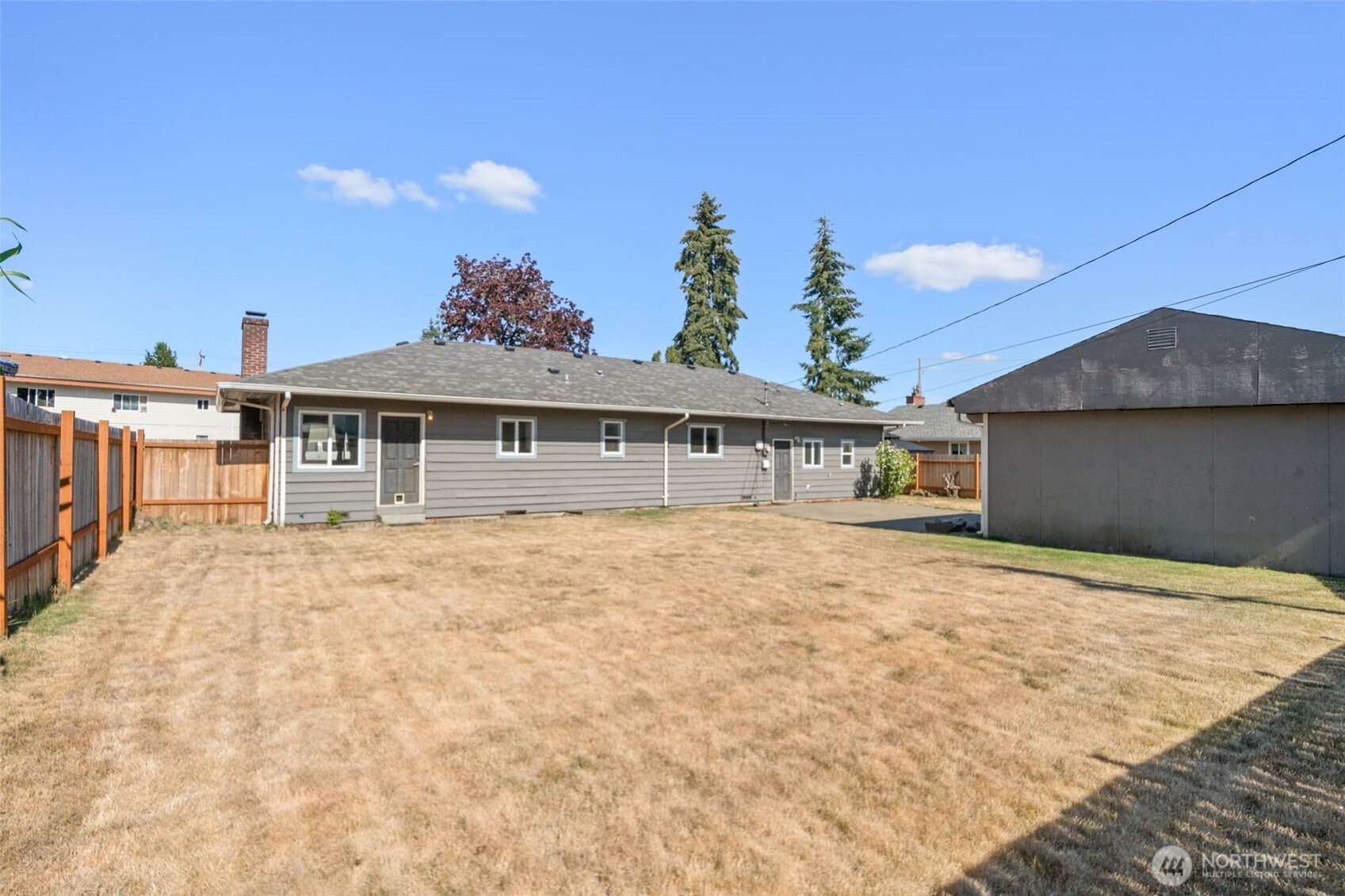 2015 Adams Street Property Photo 28