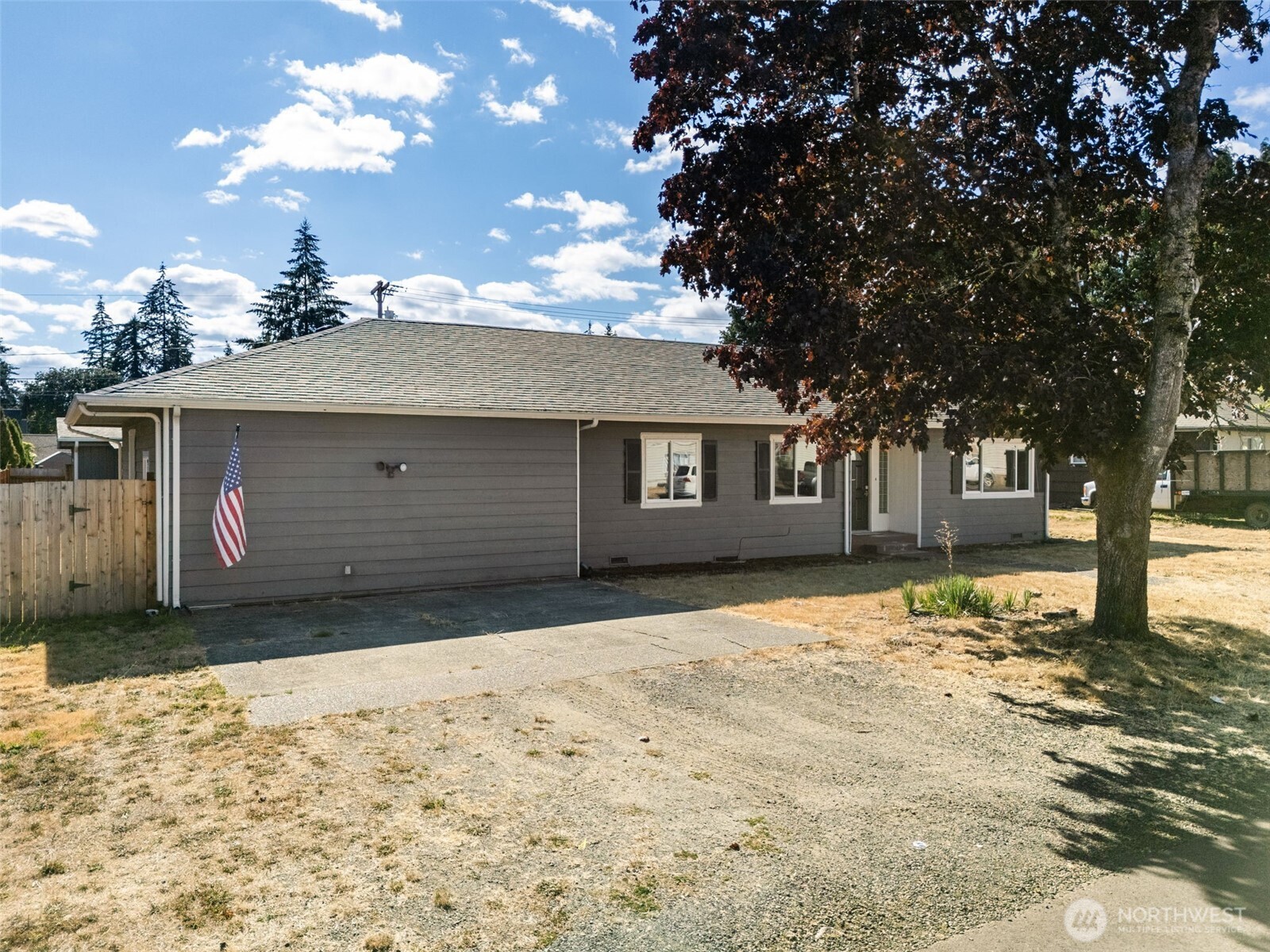 2015 Adams Street Property Photo 33