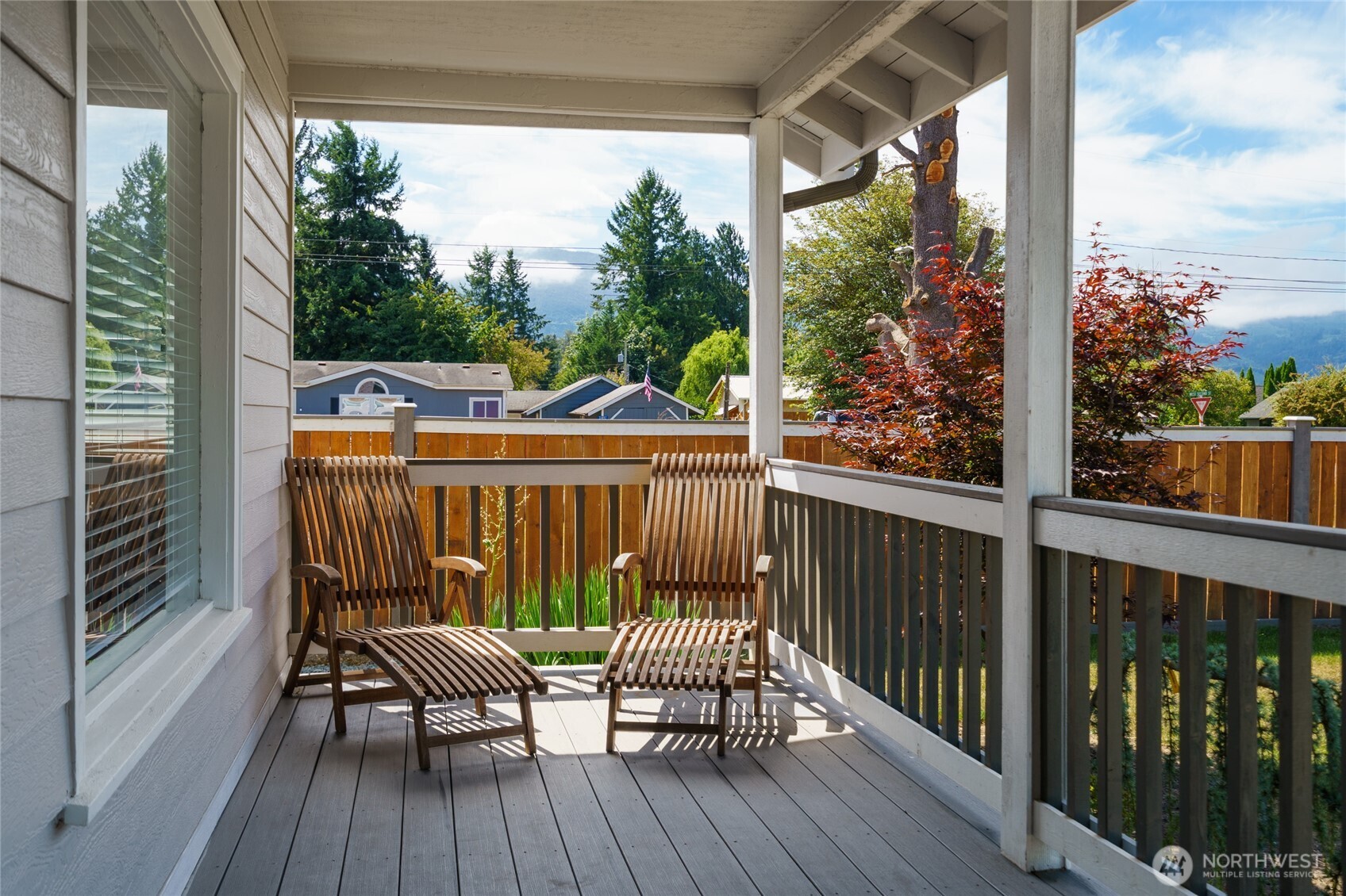 8387 Dyer Street Property Photo 6