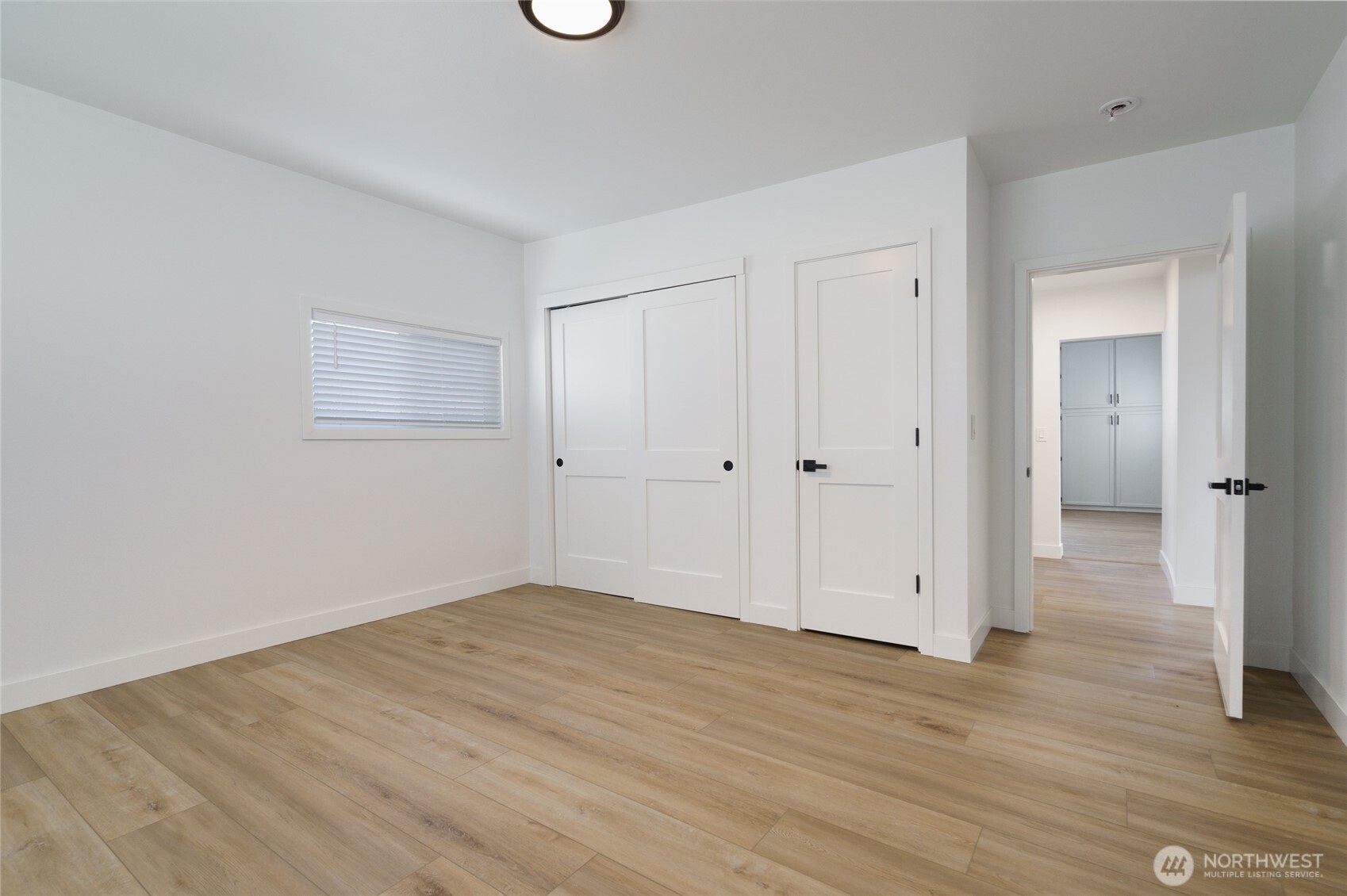 8387 Dyer Street Property Photo 18