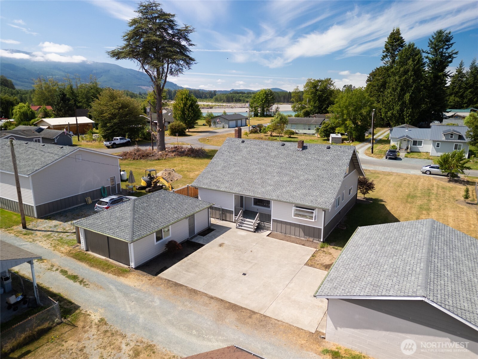 8387 Dyer Street Property Photo 32