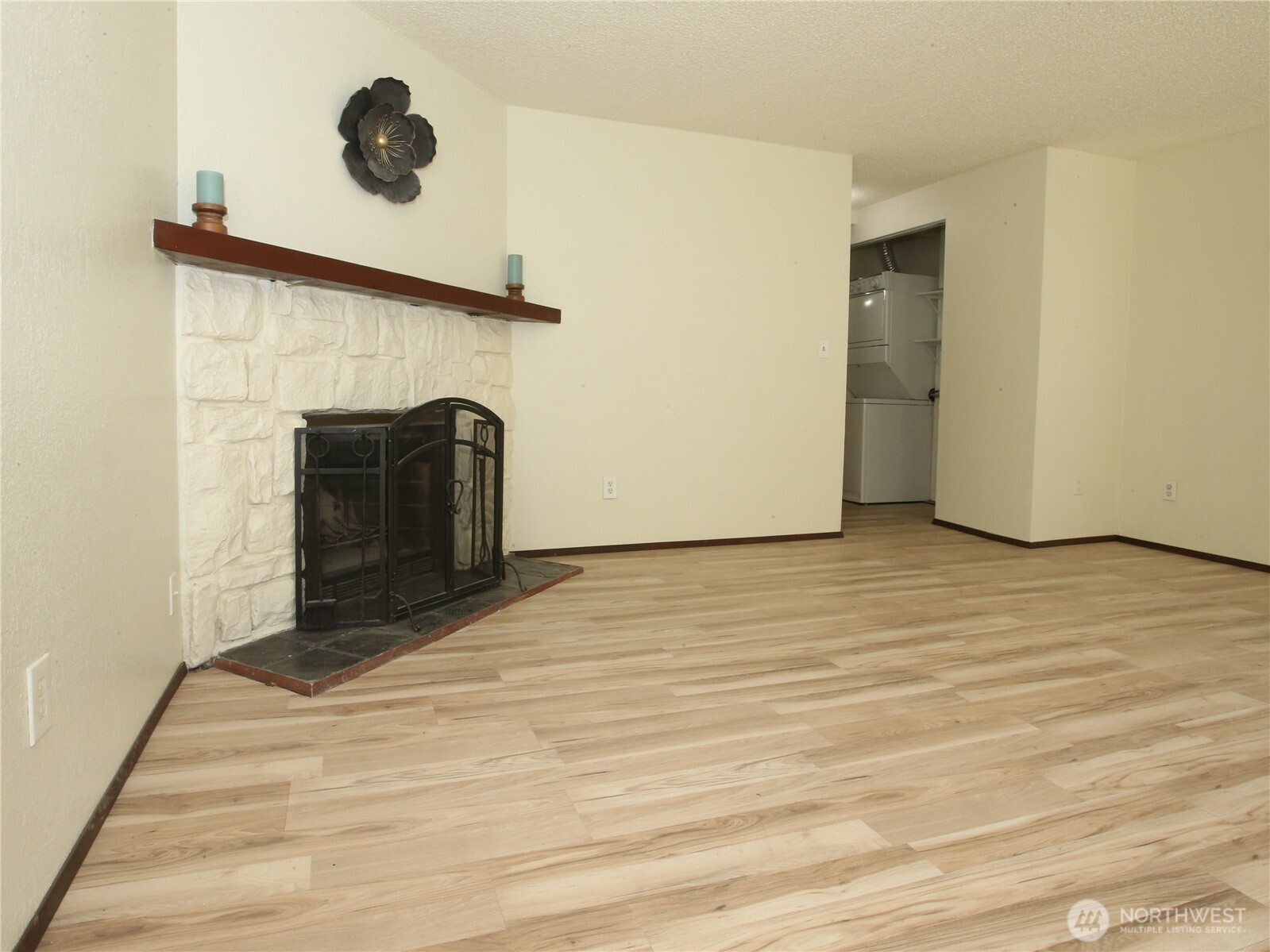 26425 Pennsylvania Avenue 34 Property Photo 5