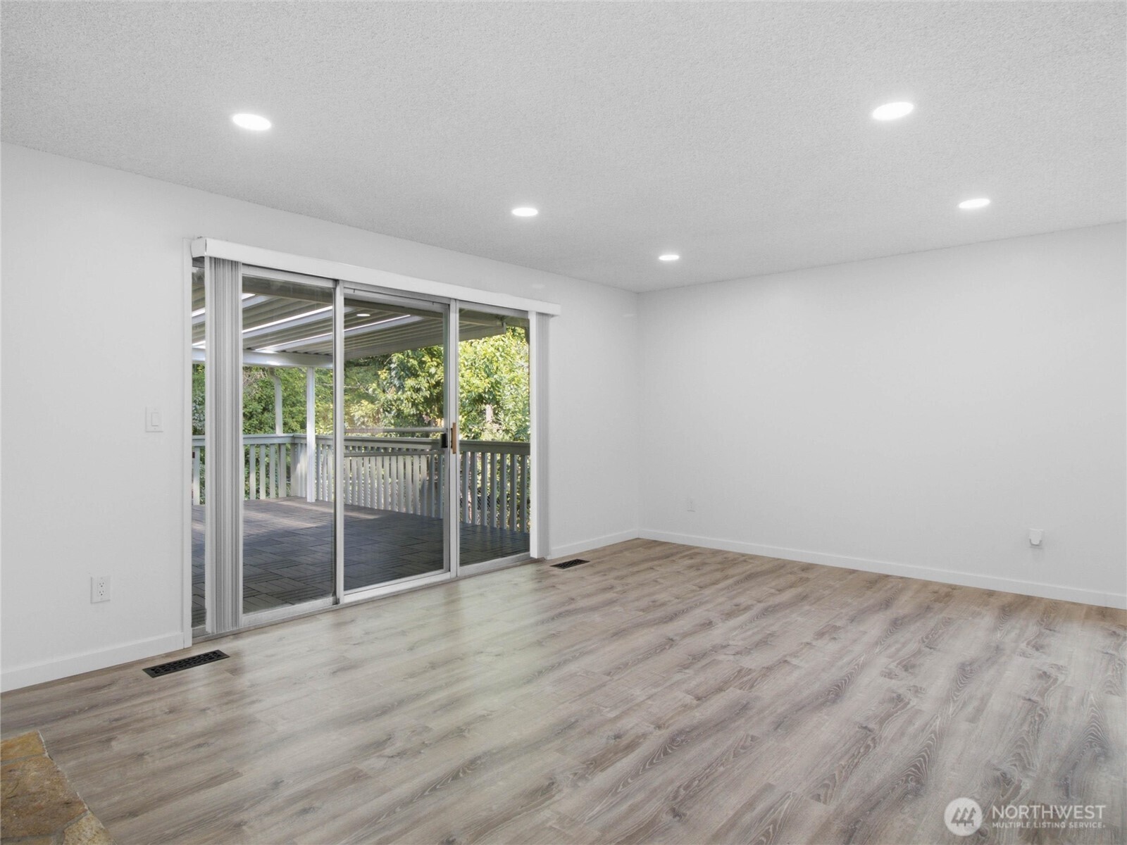 10708 116th Avenue Property Photo 19