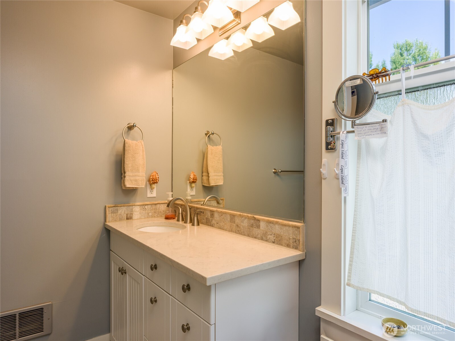 130 Perkins Lane Property Photo 15