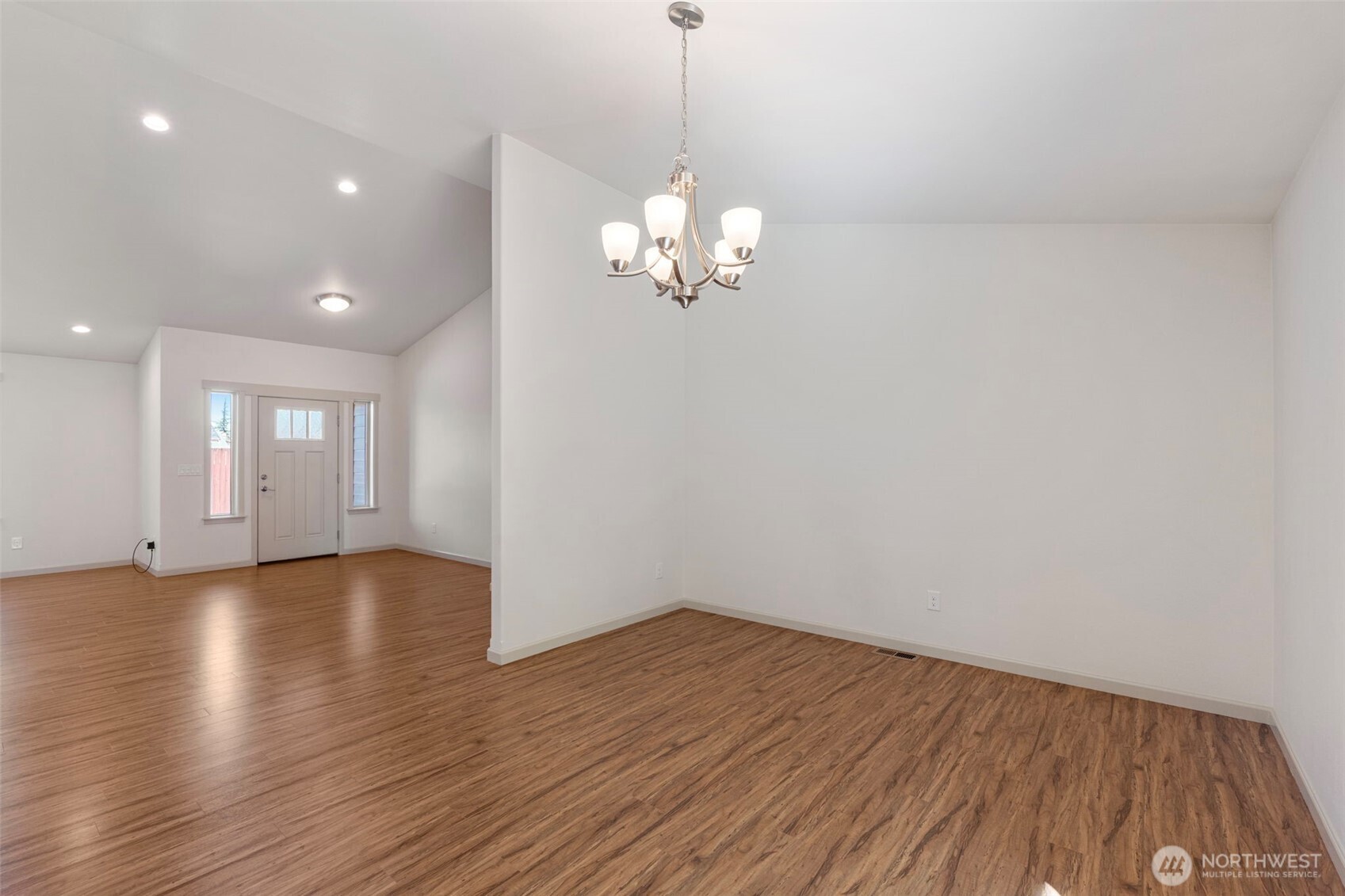 1790 Westside Court Property Photo 8