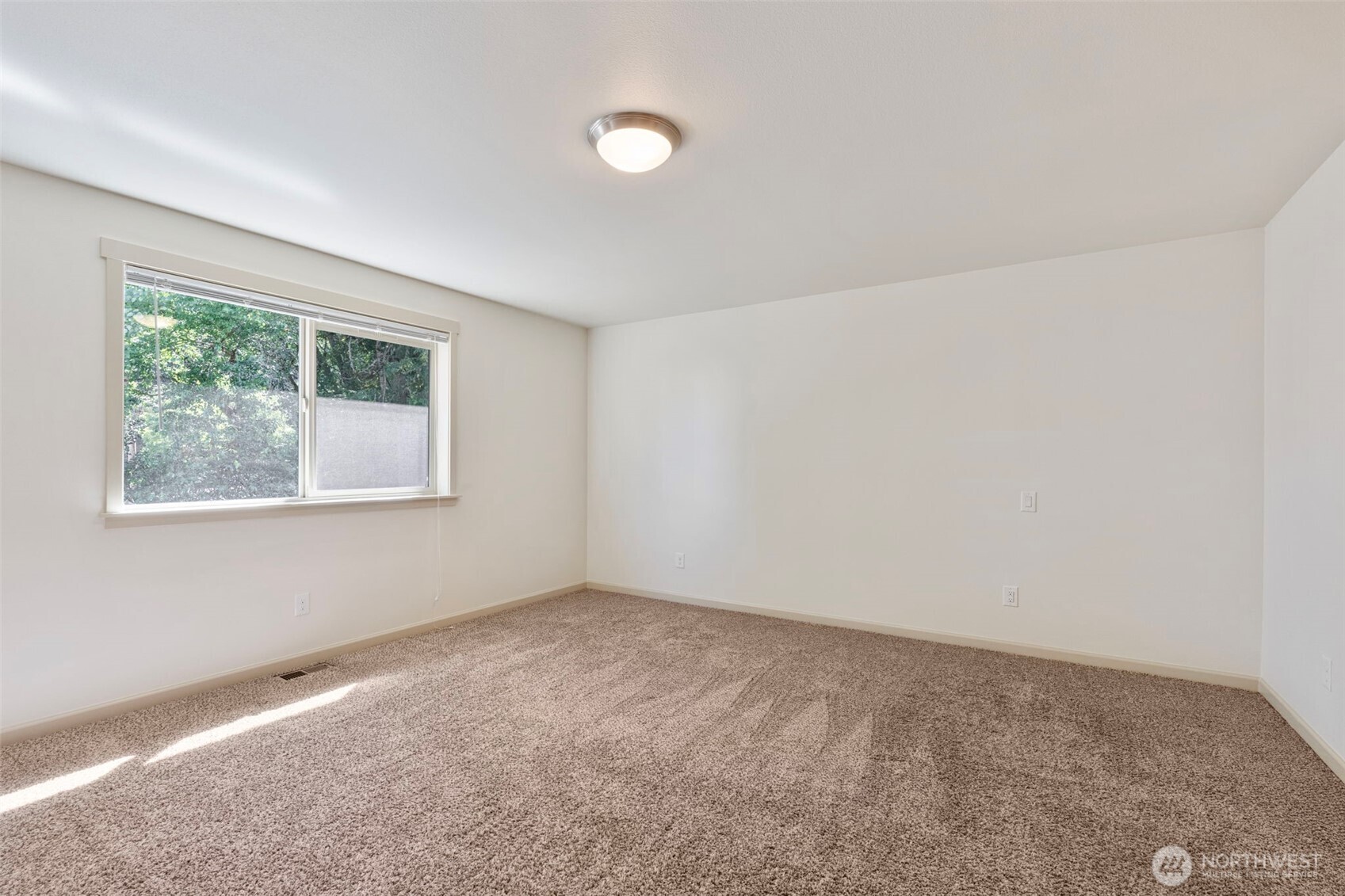 1790 Westside Court Property Photo 16