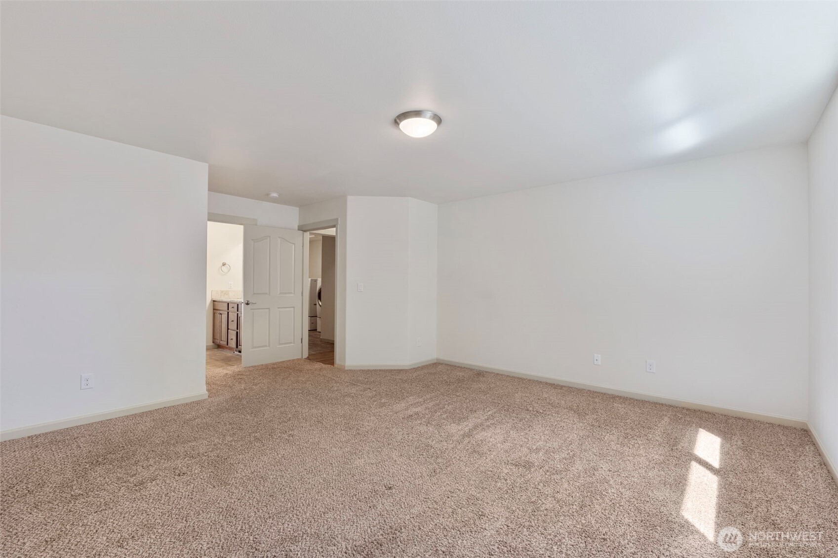 1790 Westside Court Property Photo 18