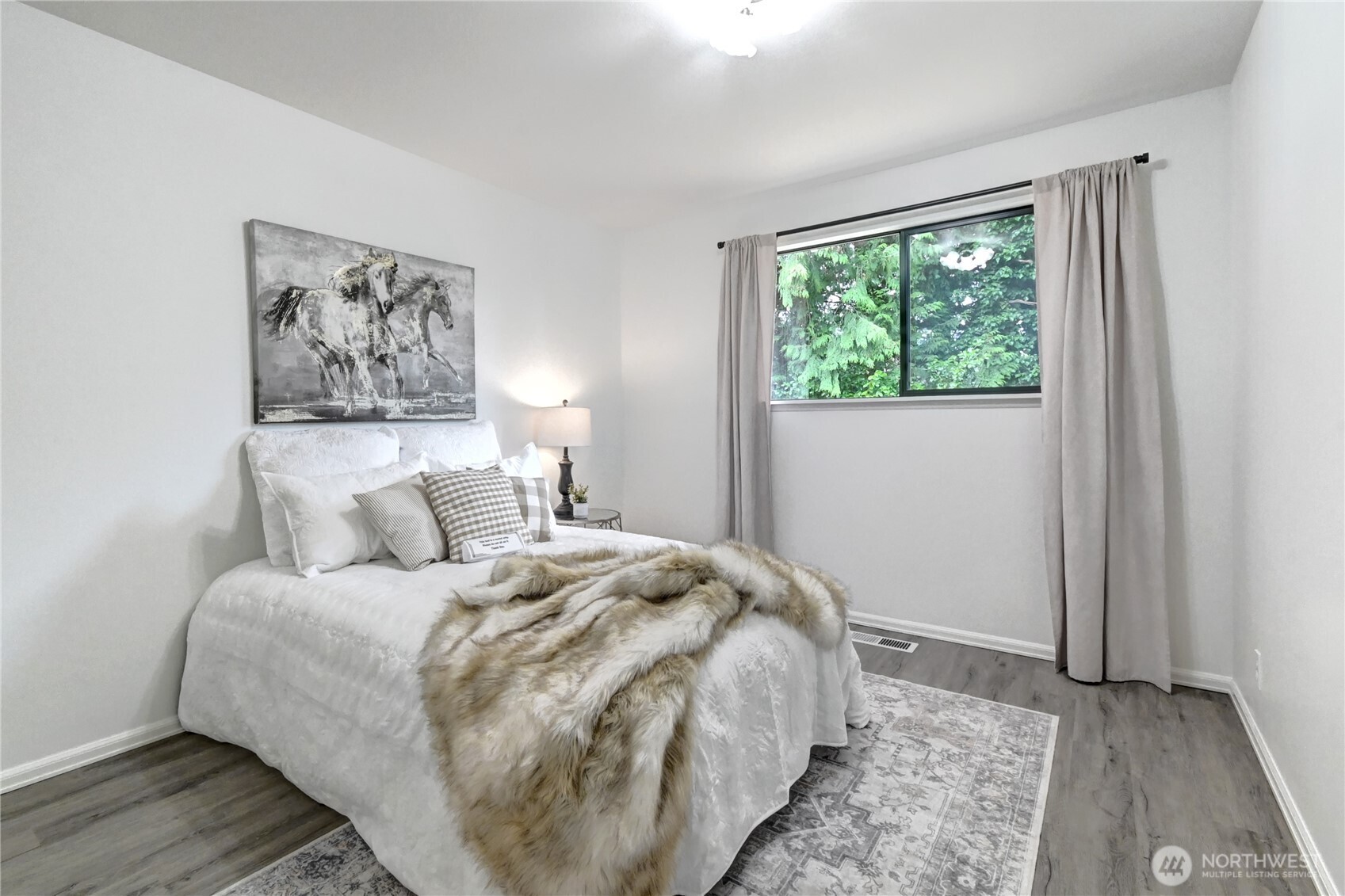 22105 78th Place Property Photo 13