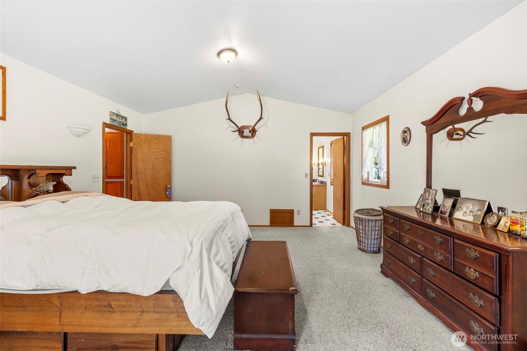 5275 Galbraith Road Property Photo 20
