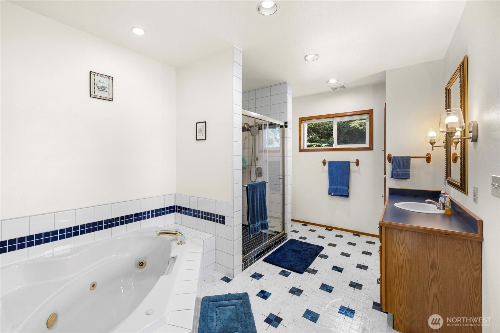 5275 Galbraith Road Property Photo 21
