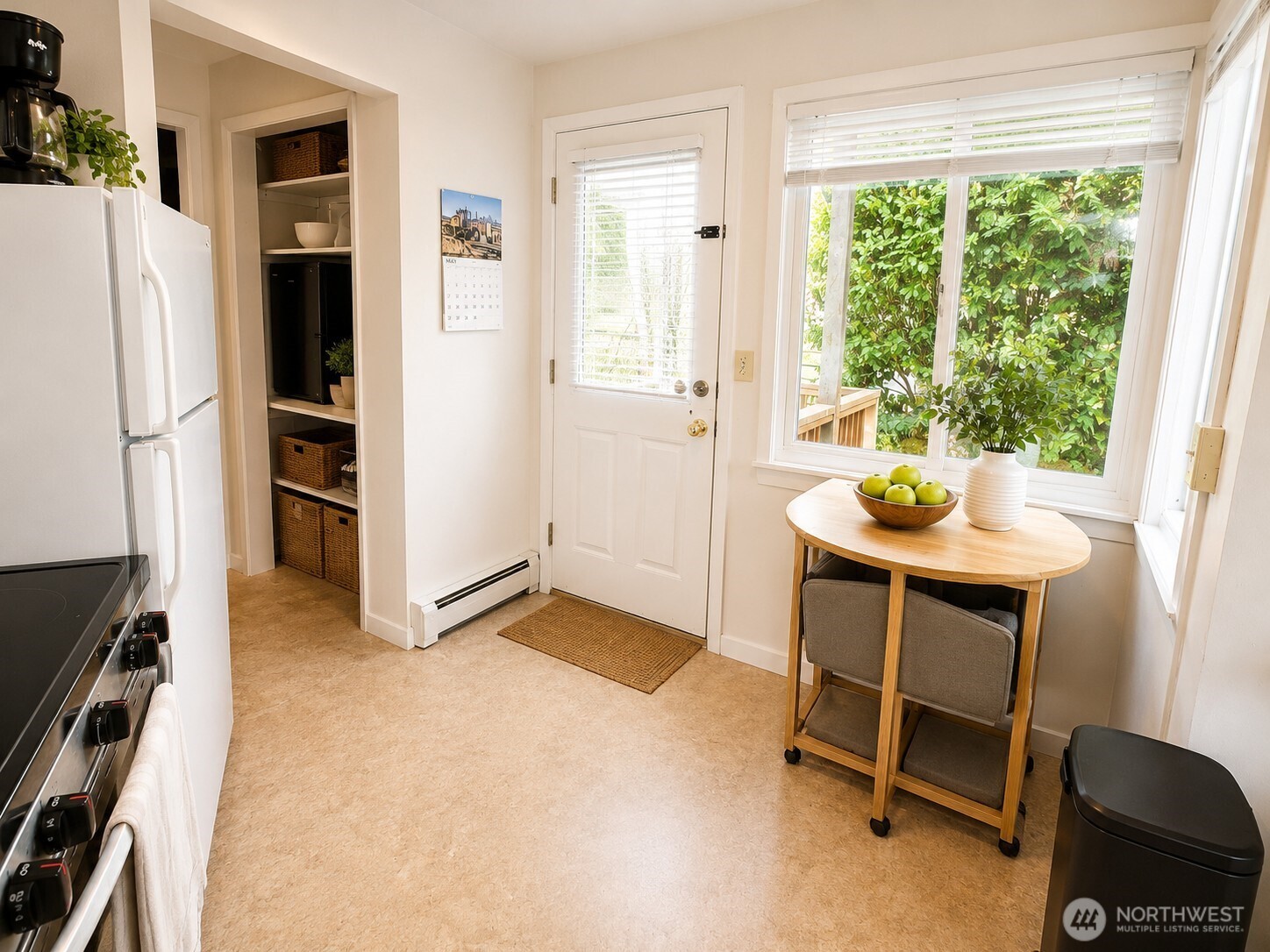 3261 Fuhrman Avenue Property Photo 14