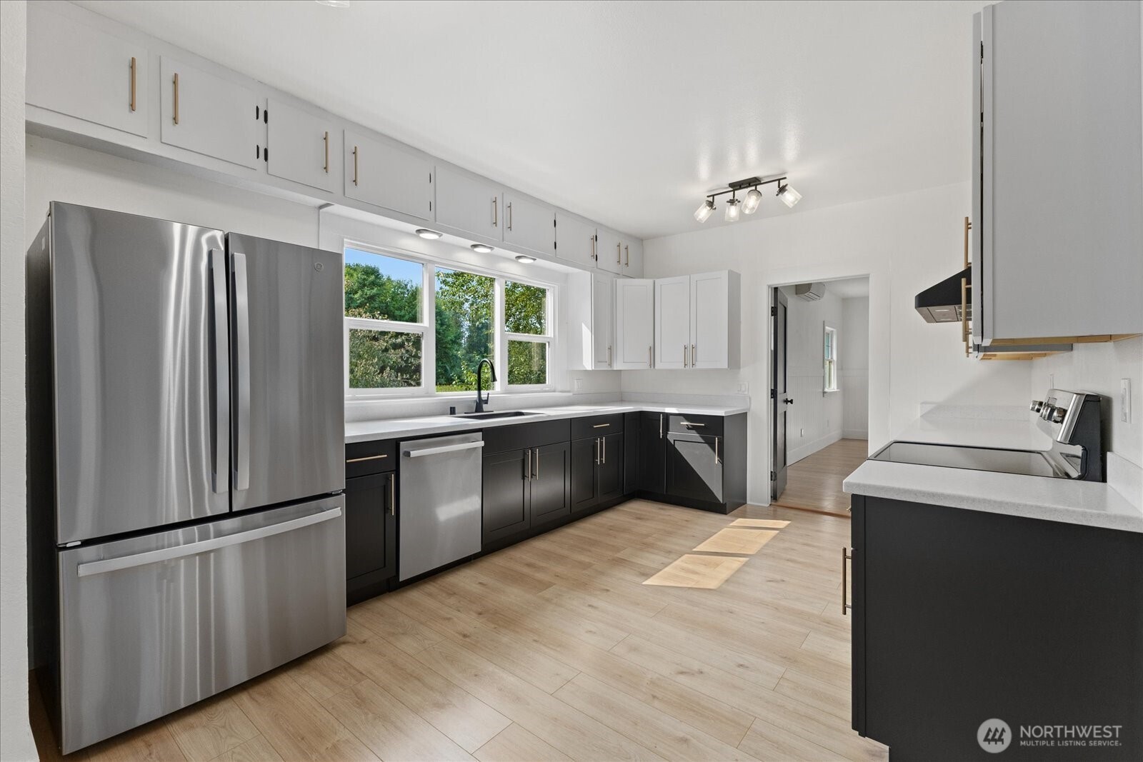 22767 Francis Road Property Photo 12