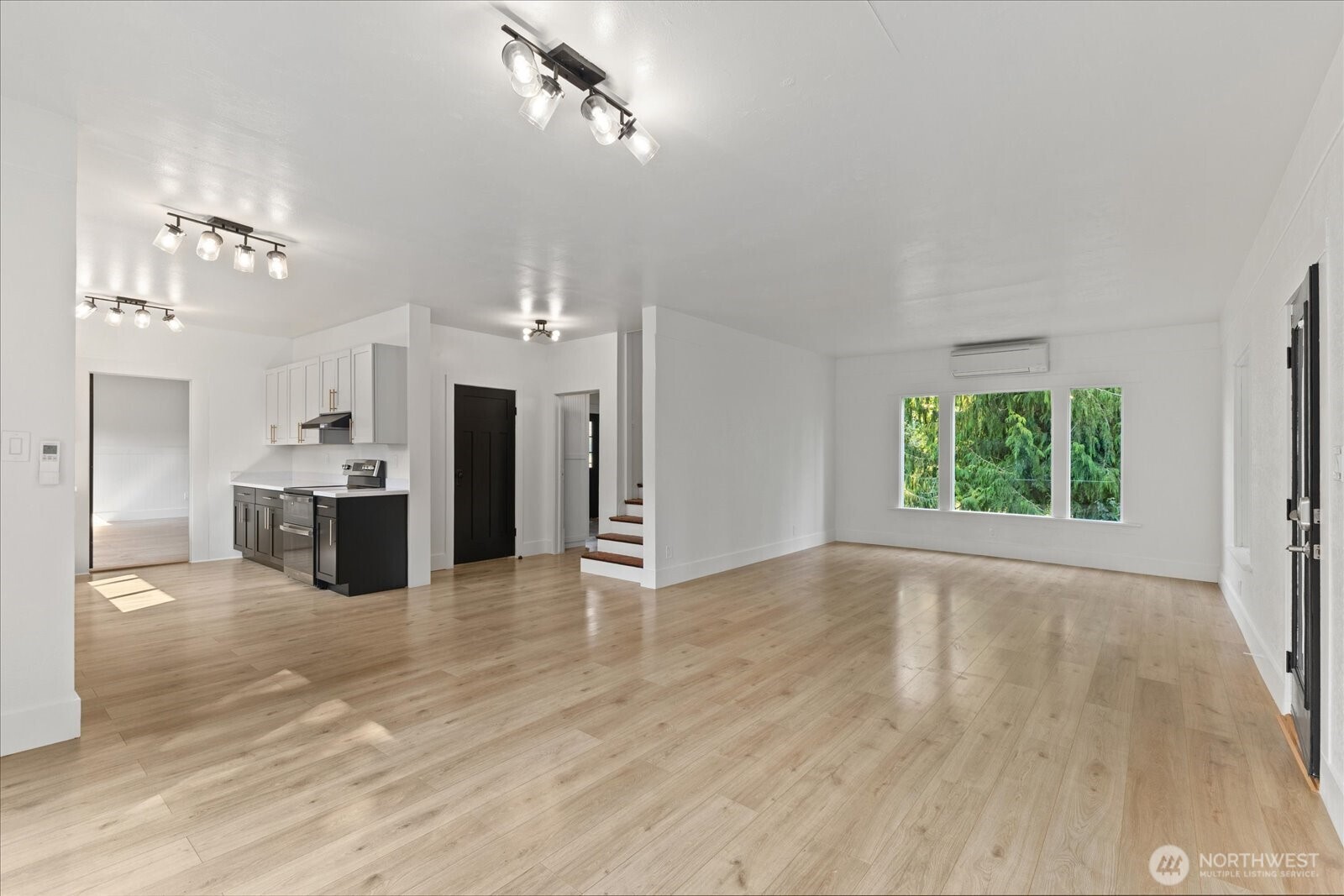 22767 Francis Road Property Photo 14