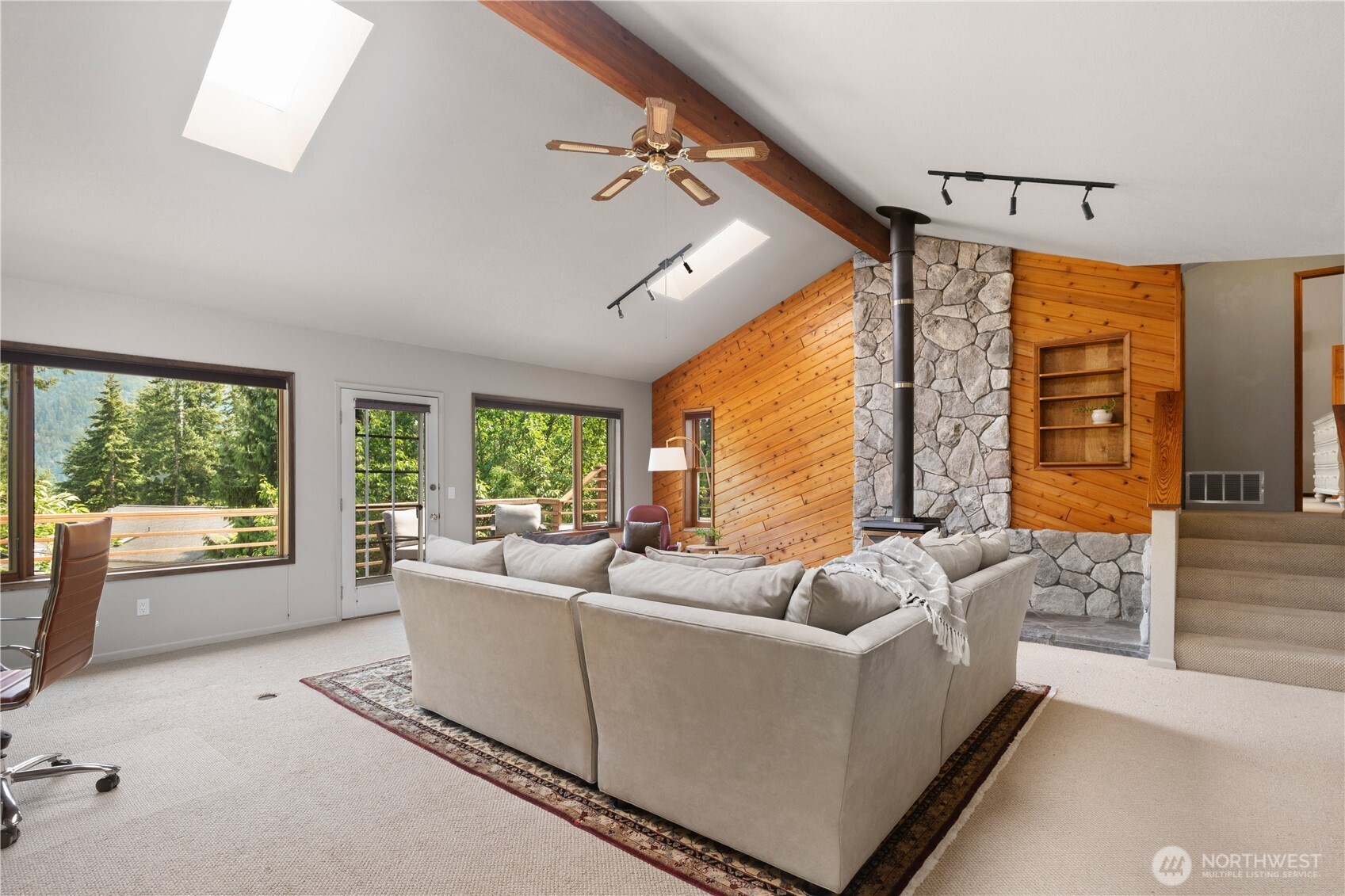 7 Bogey Lane Property Photo 2