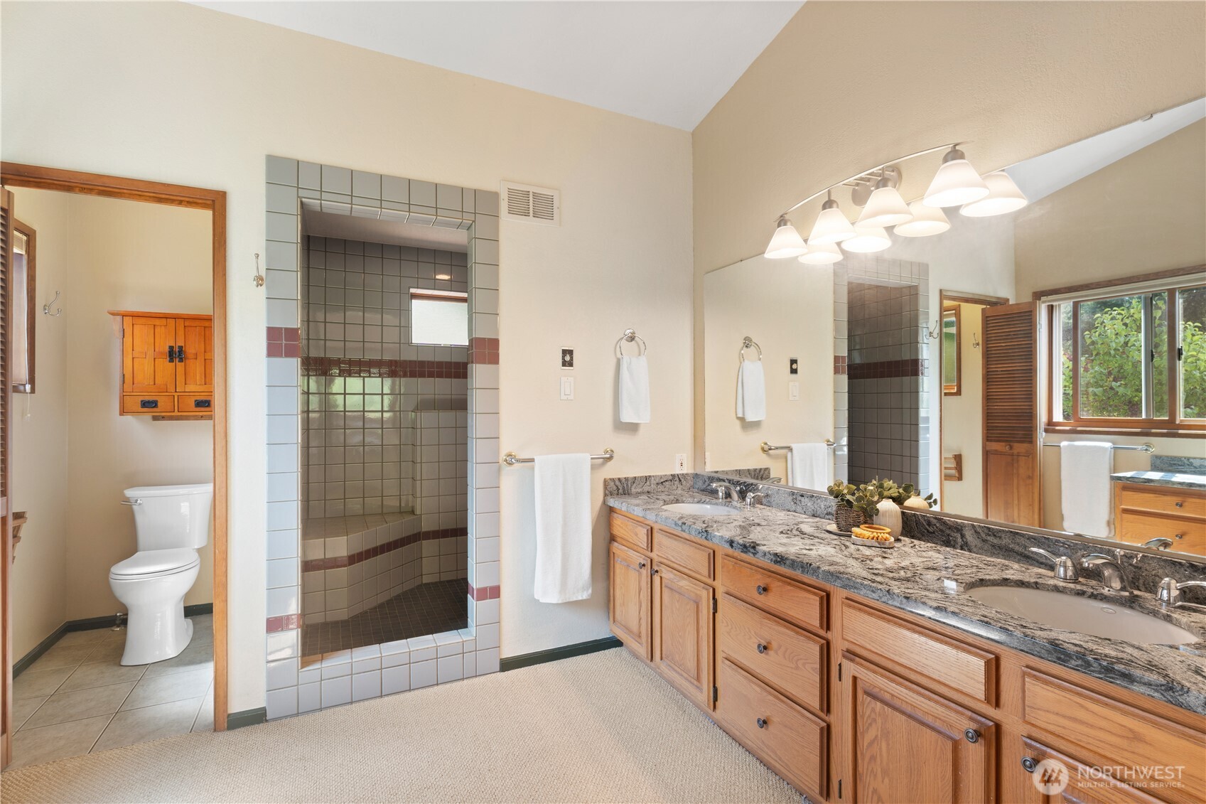 7 Bogey Lane Property Photo 11