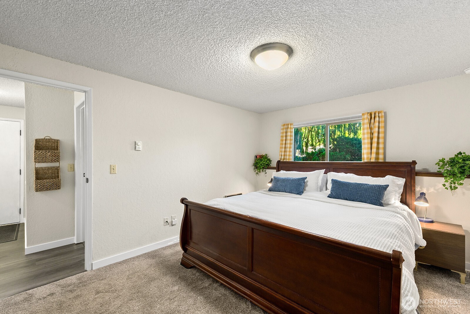 4904 81st Place 105 Property Photo 18