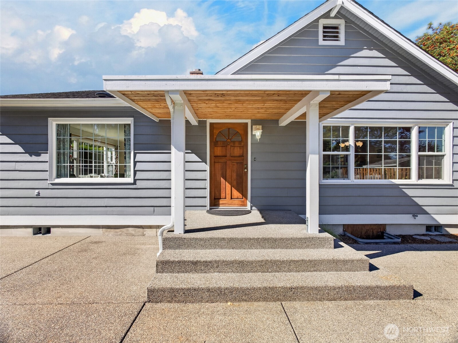 3218 Division Street Property Photo 2