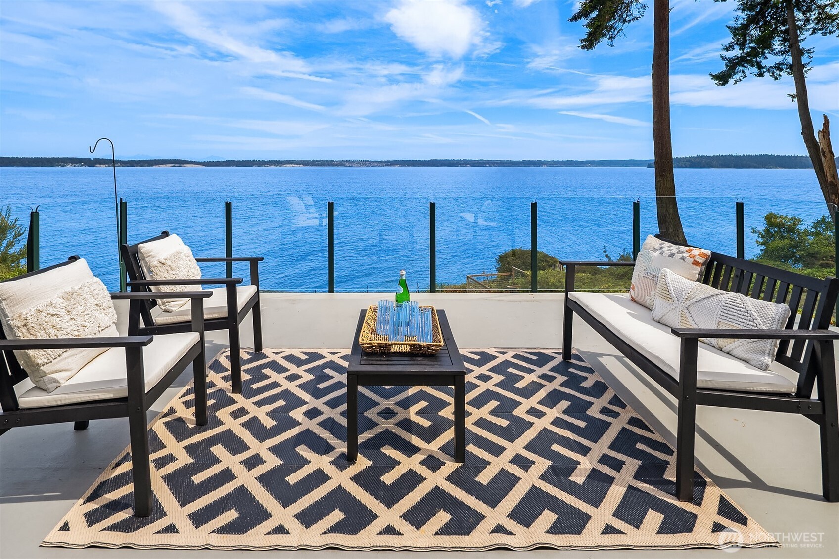 320 Tala Shore Drive Property Photo 1