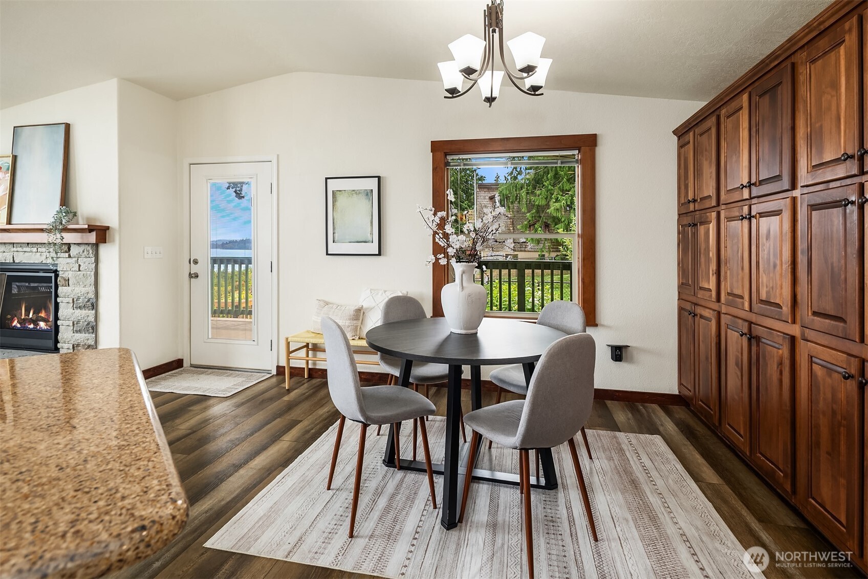 320 Tala Shore Drive Property Photo 16