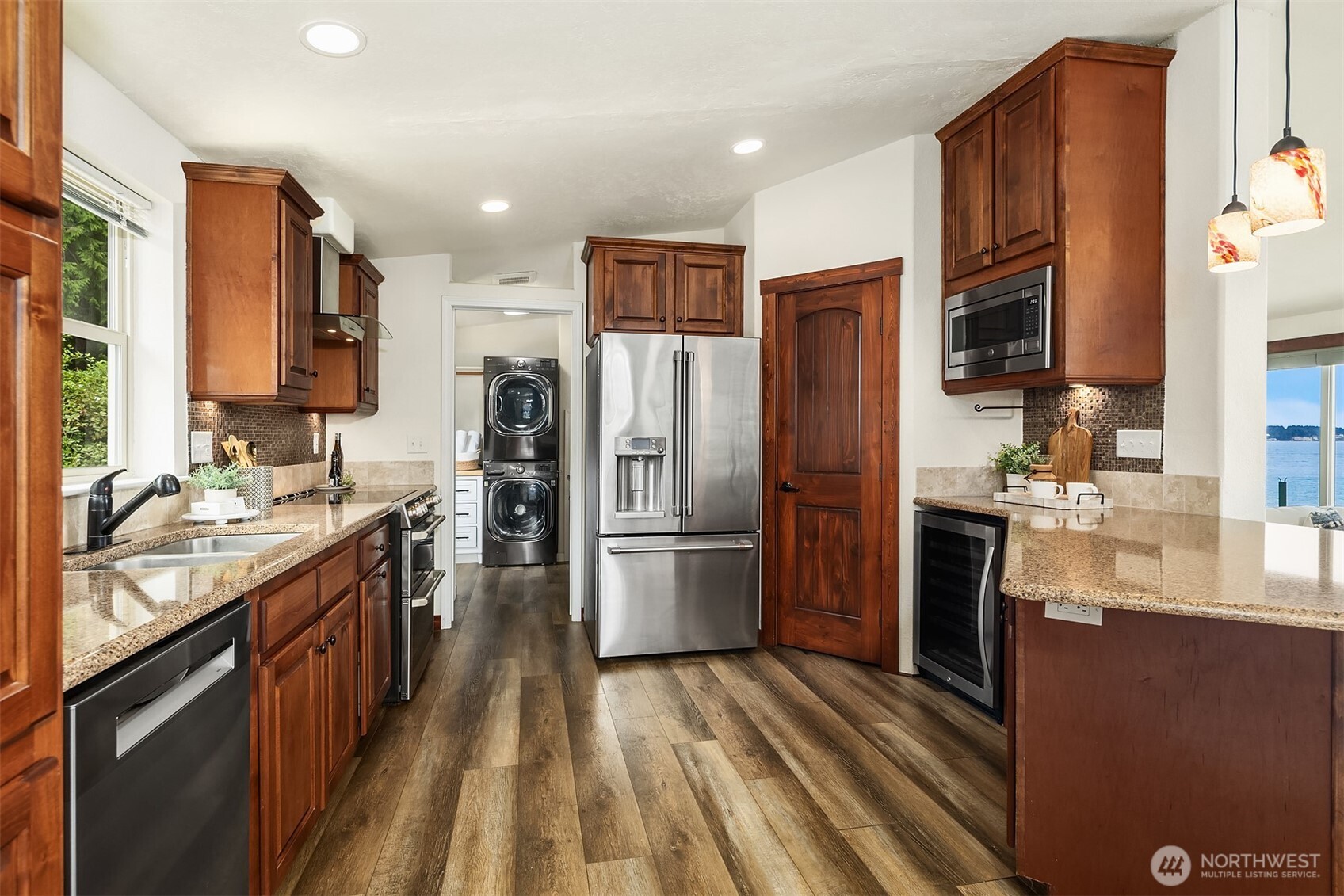 320 Tala Shore Drive Property Photo 17