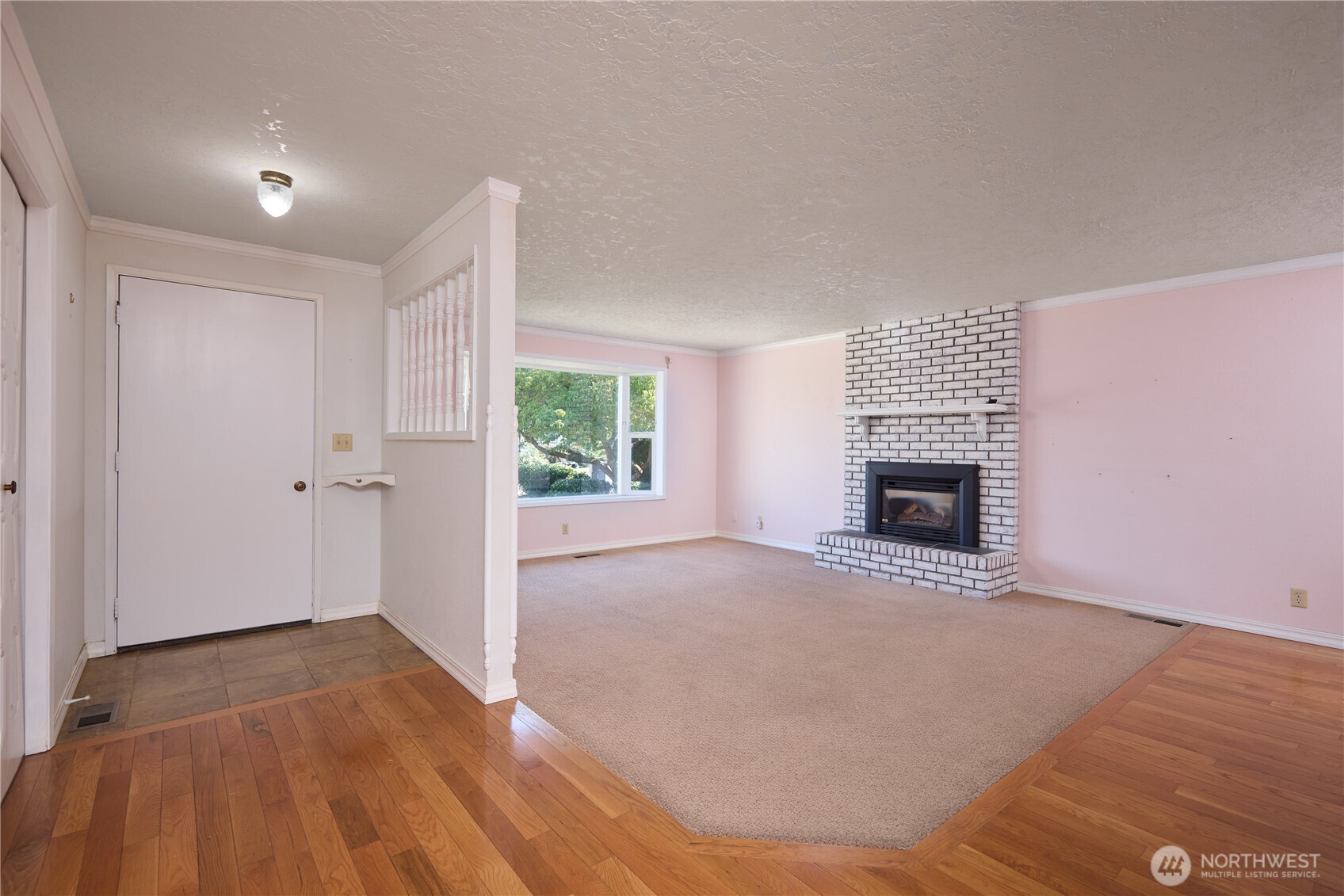 2160 Granite Drive Property Photo 2