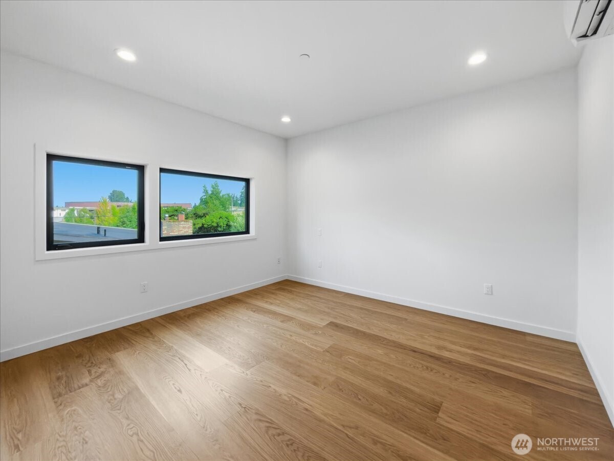 1212 143rd Avenue Property Photo 29
