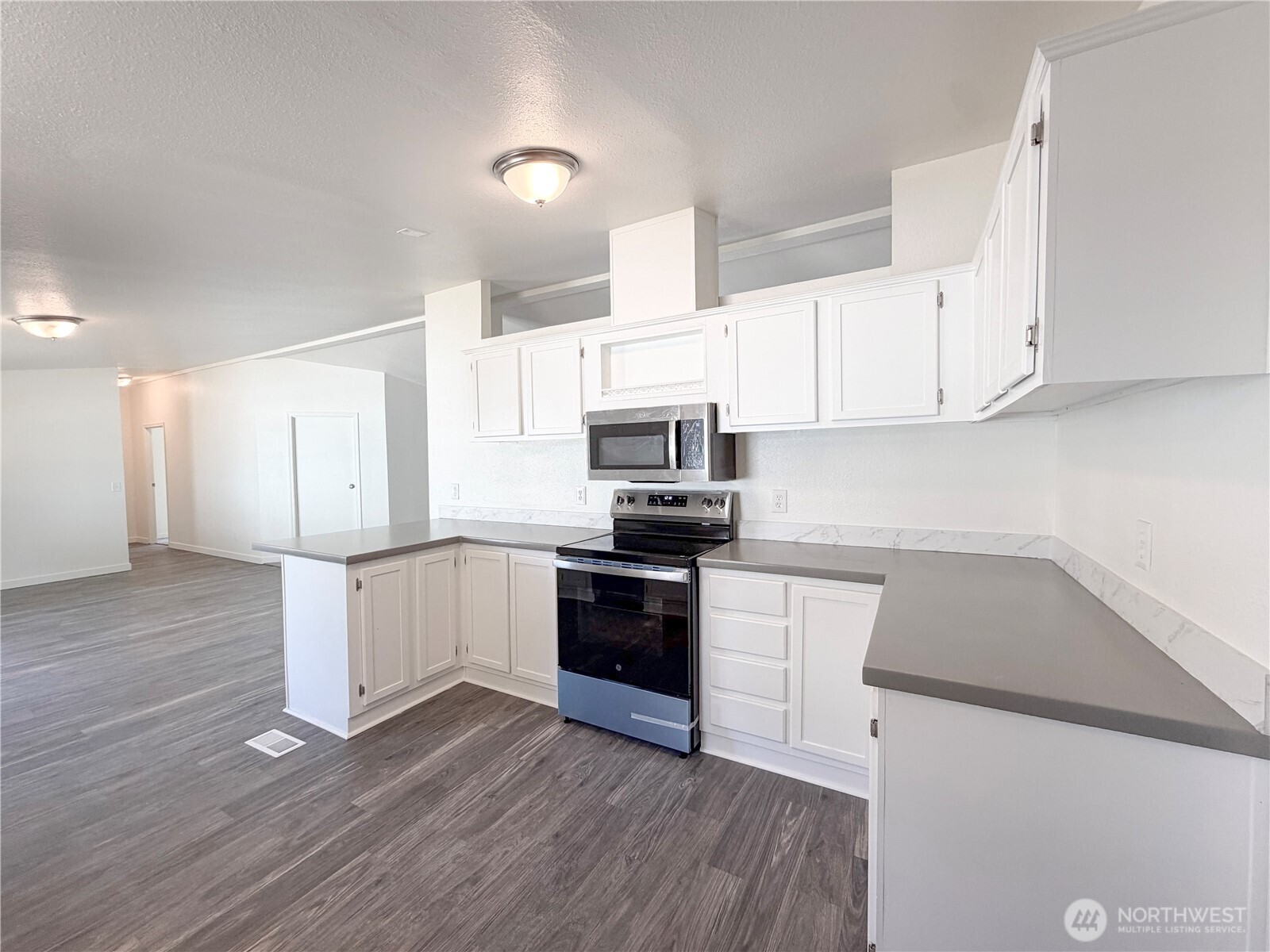 421 N 5th Street Property Photo 5
