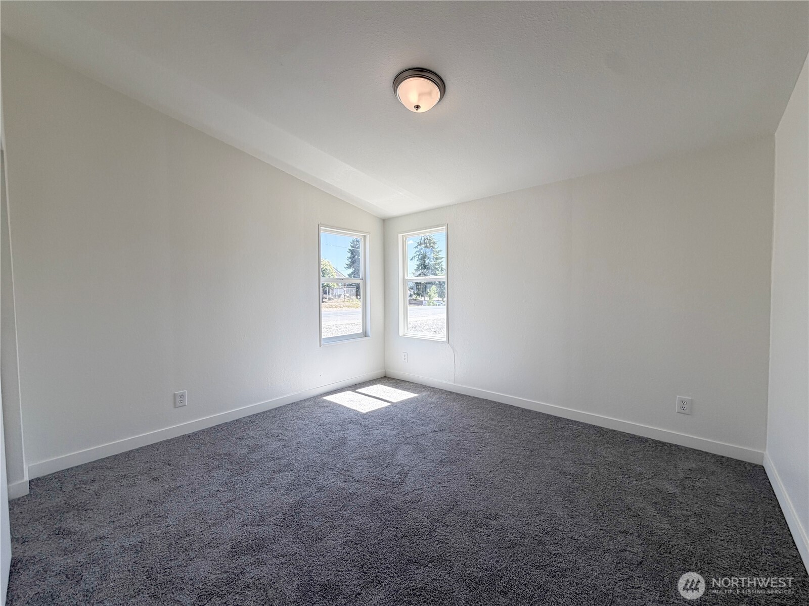 421 N 5th Street Property Photo 10