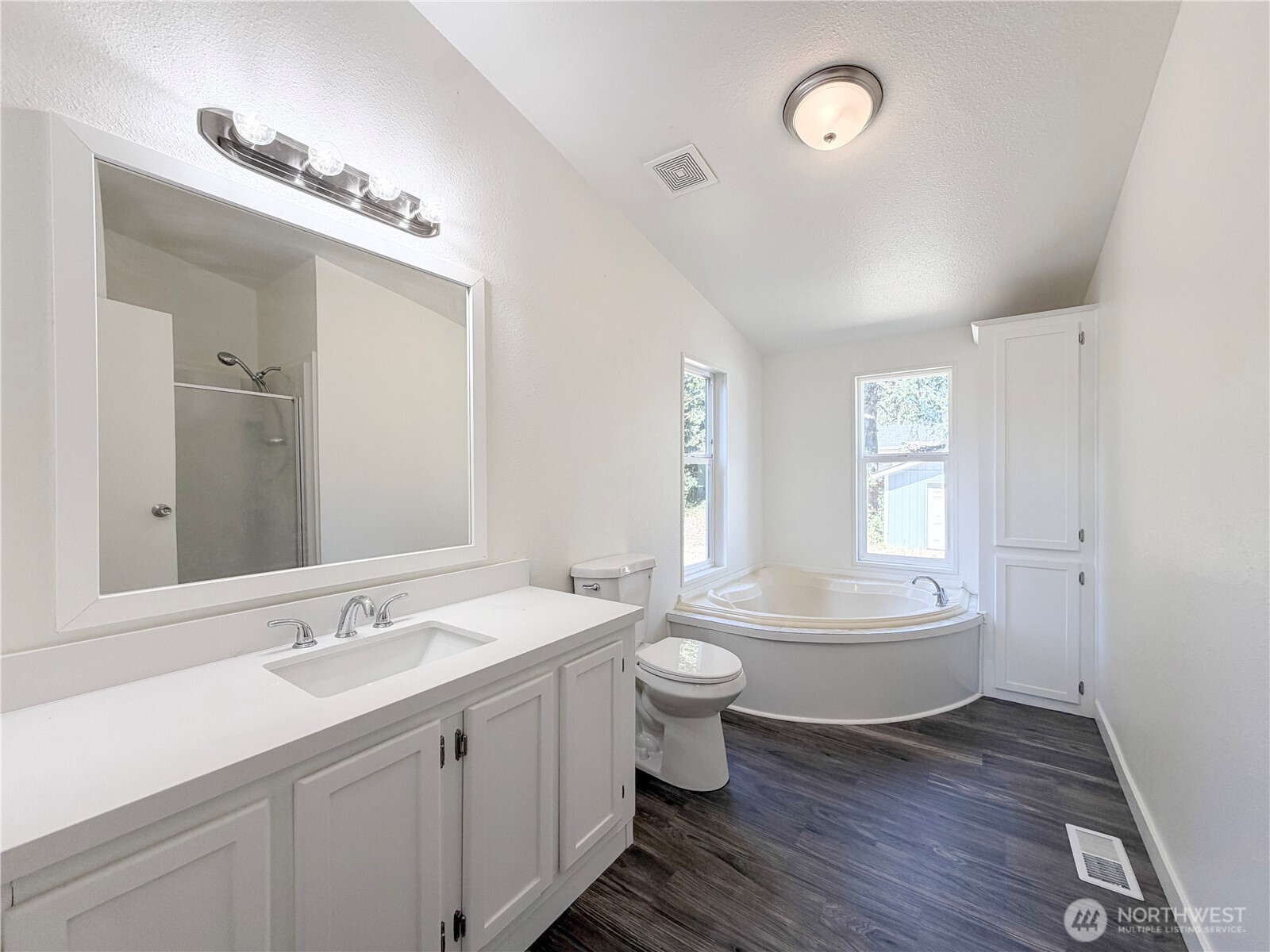 421 N 5th Street Property Photo 14