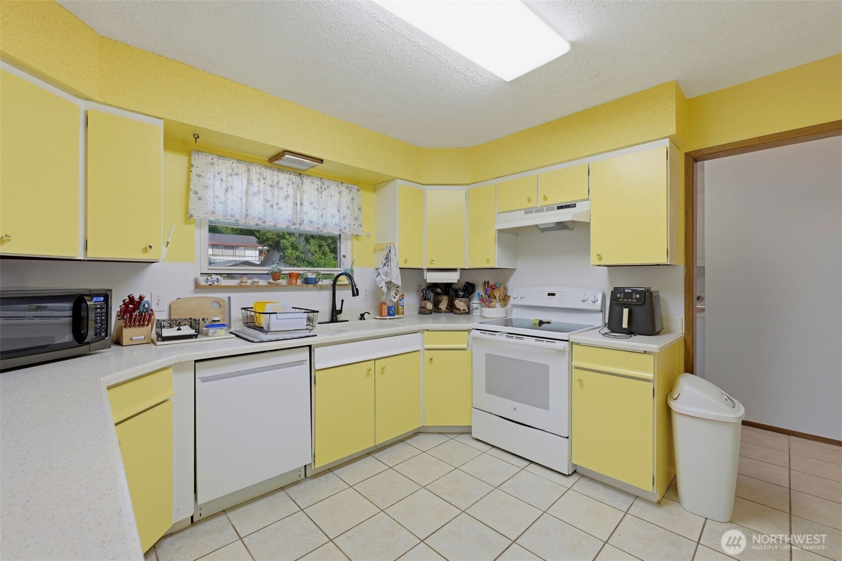 3810 Nome Drive Property Photo 23
