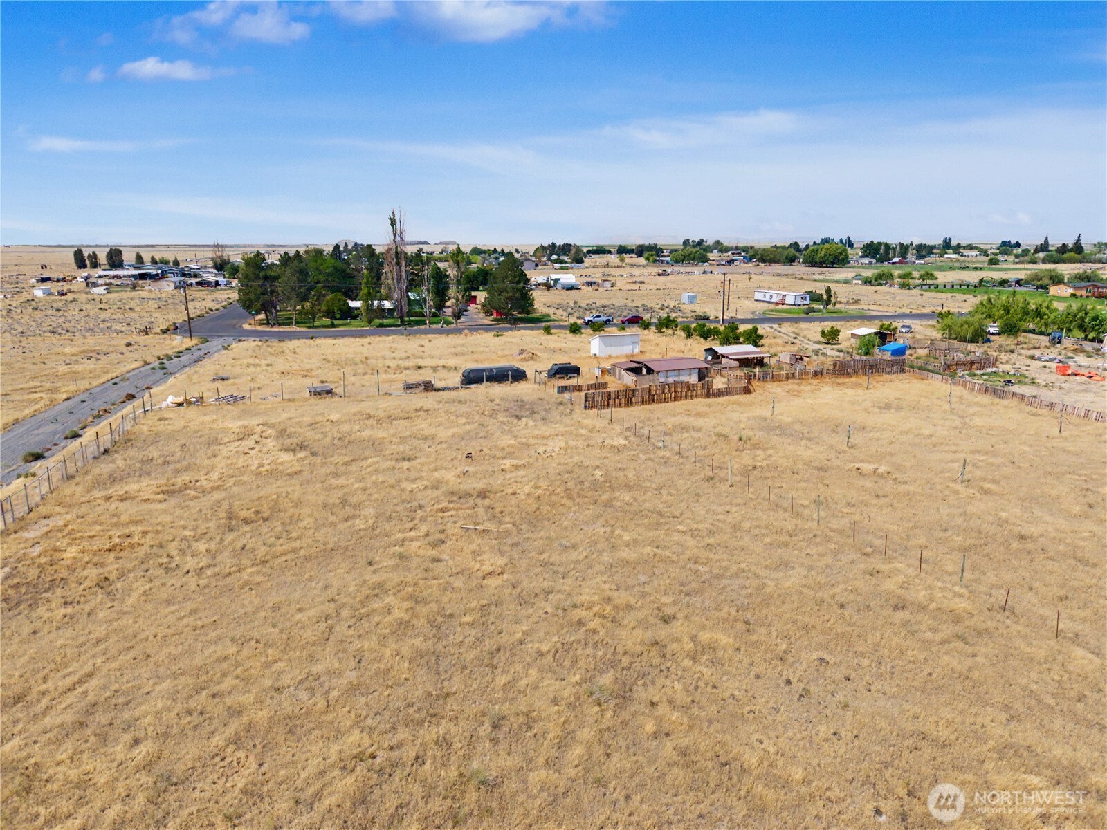 9625 Rd H.8 Property Photo 10