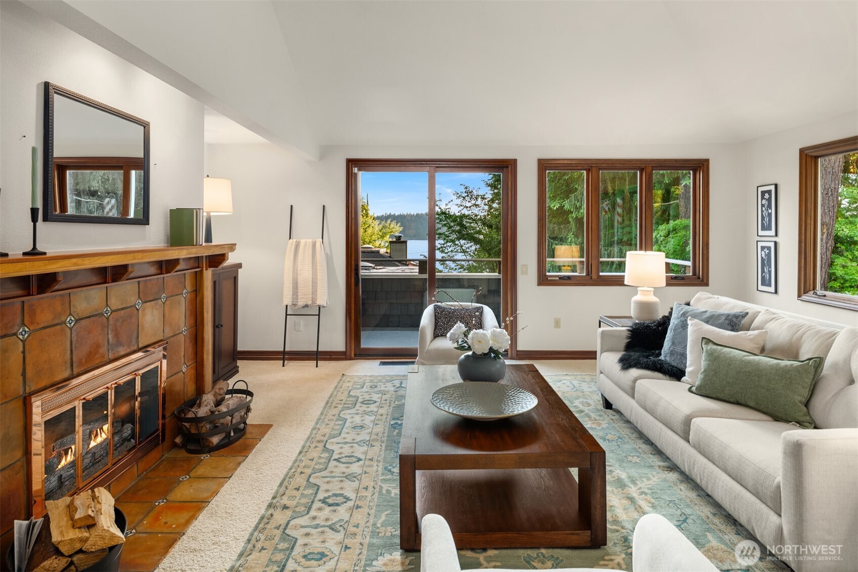 4889 Forest Avenue Property Photo 14