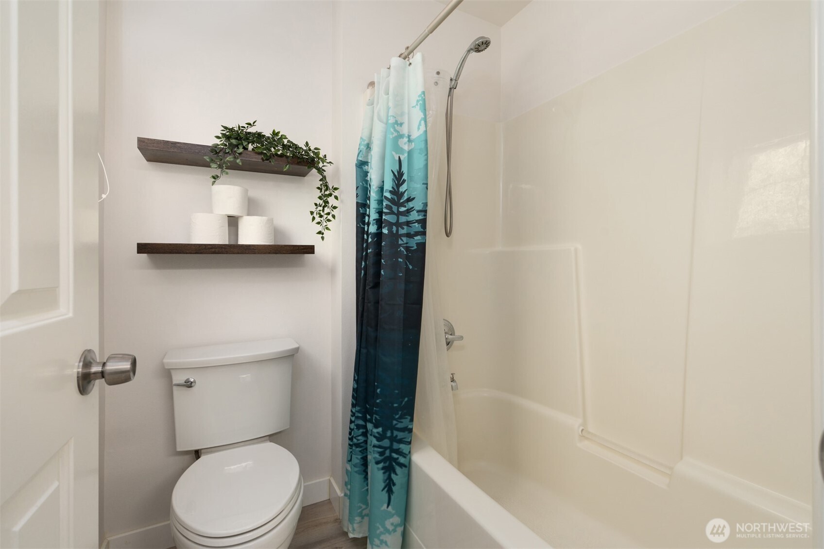 3193 Ne Marquette Way Property Photo 23