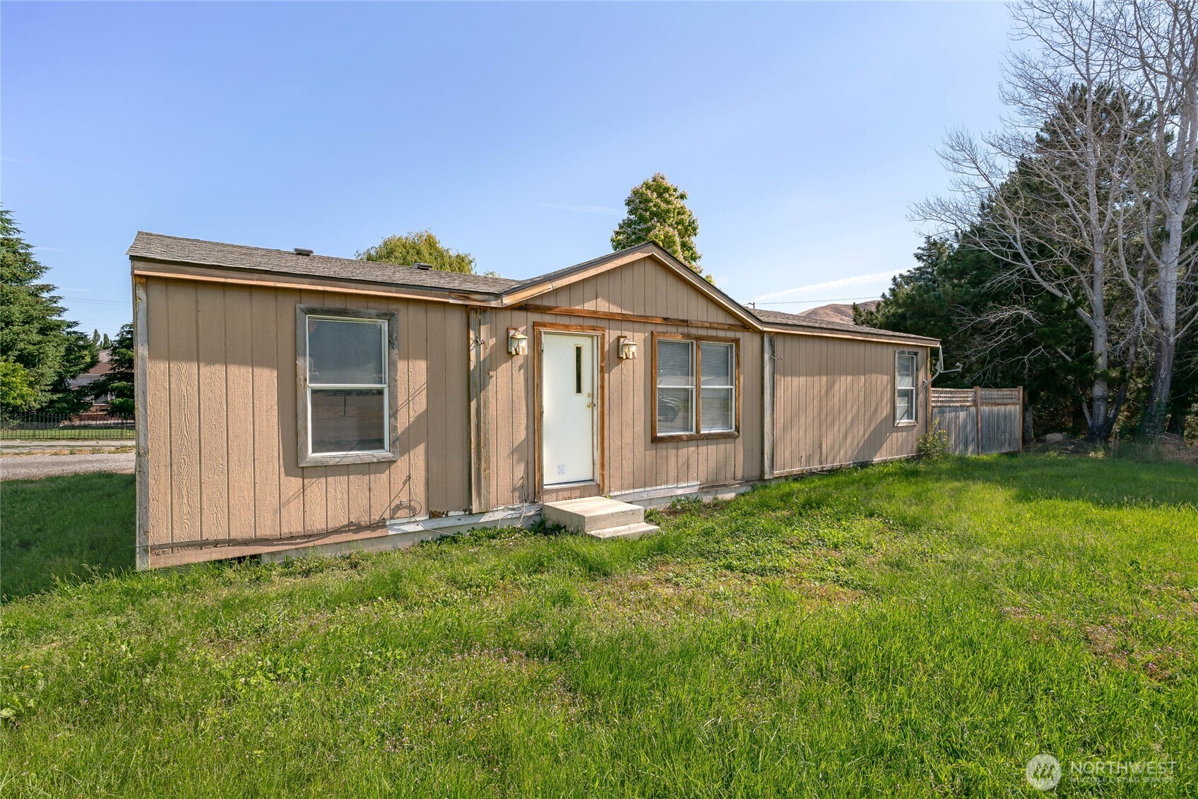 14901 Voss Place Property Photo 2