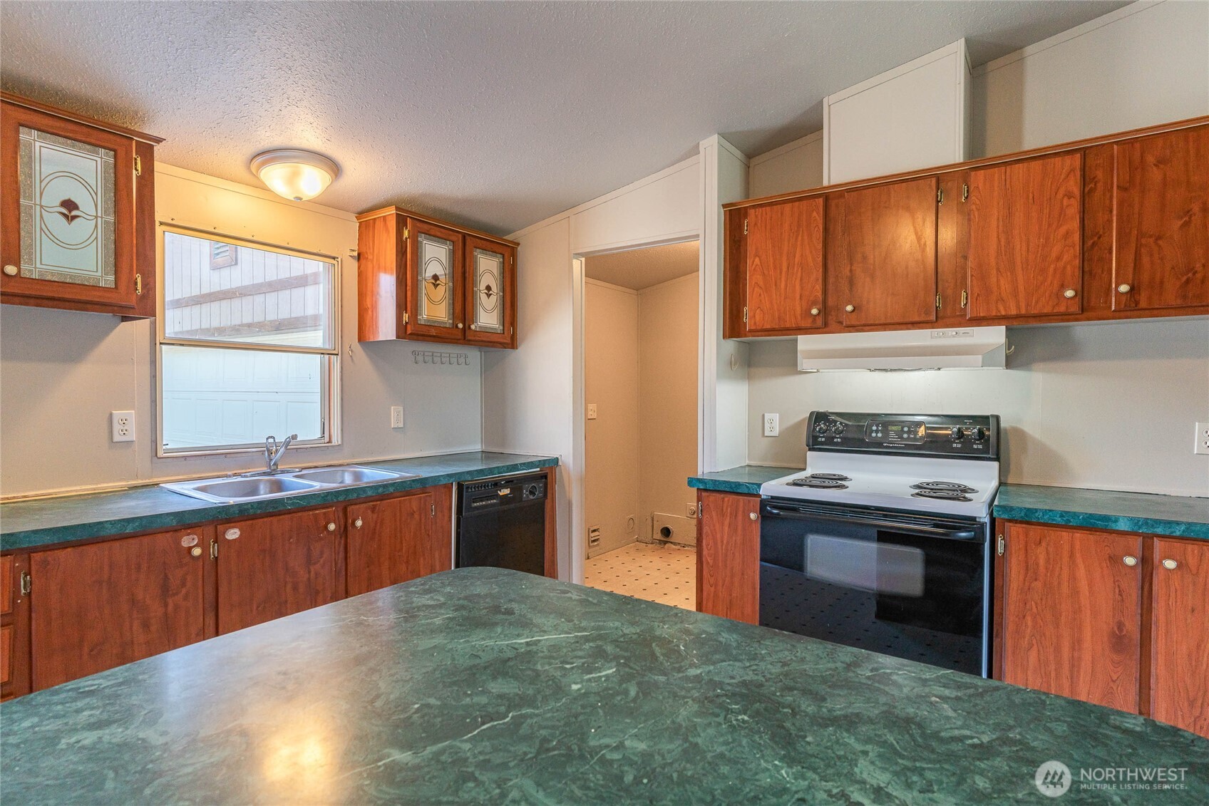 14901 Voss Place Property Photo 9