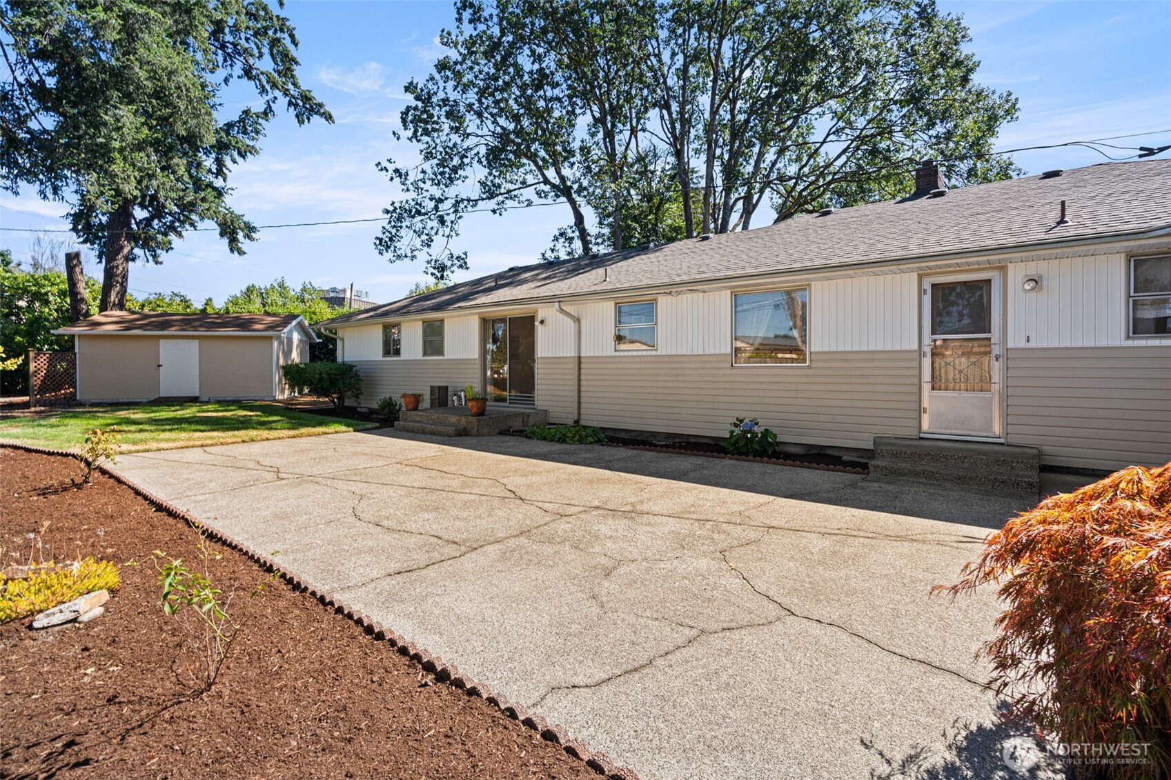 10005 Becker Drive Property Photo 25