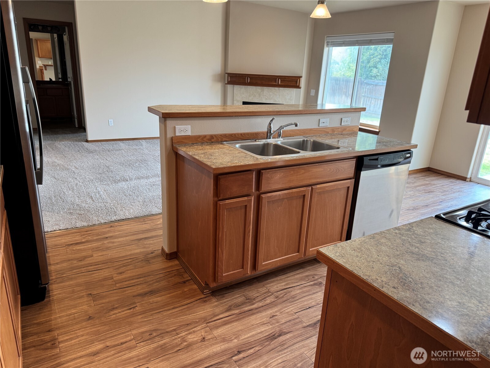 204 W 26th Avenue Property Photo 4