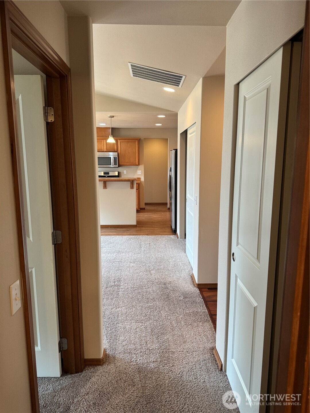 204 W 26th Avenue Property Photo 12