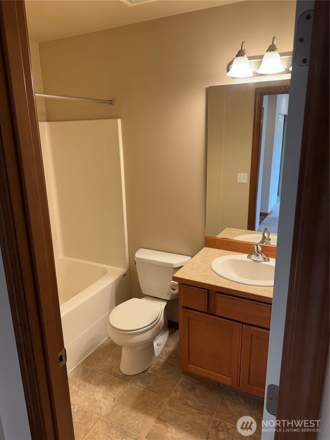 204 W 26th Avenue Property Photo 13