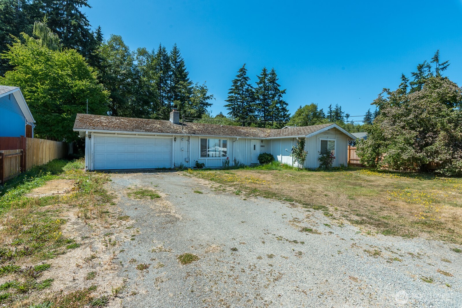 1290 S Uplands Drive Property Photo 2