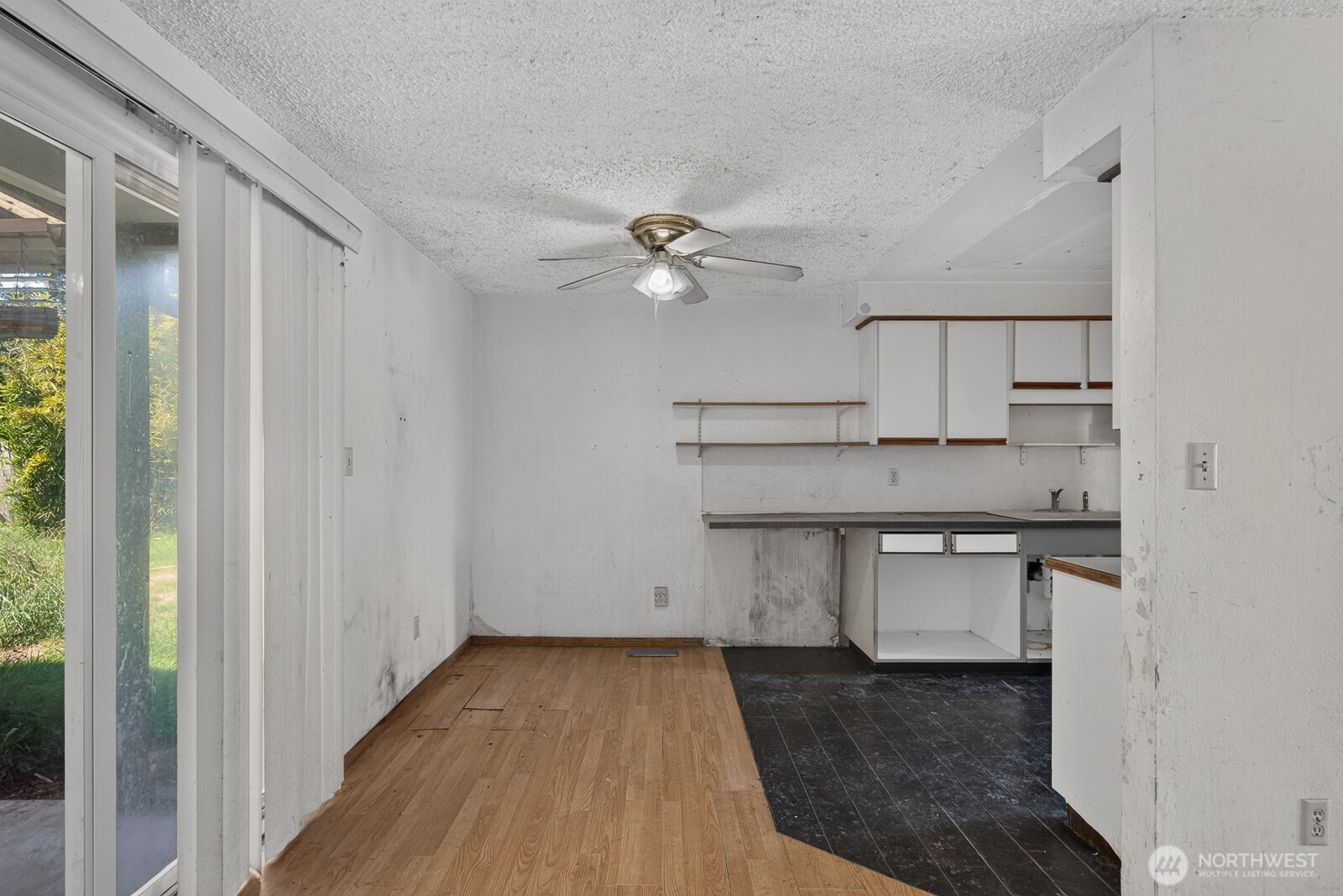 1290 S Uplands Drive Property Photo 8