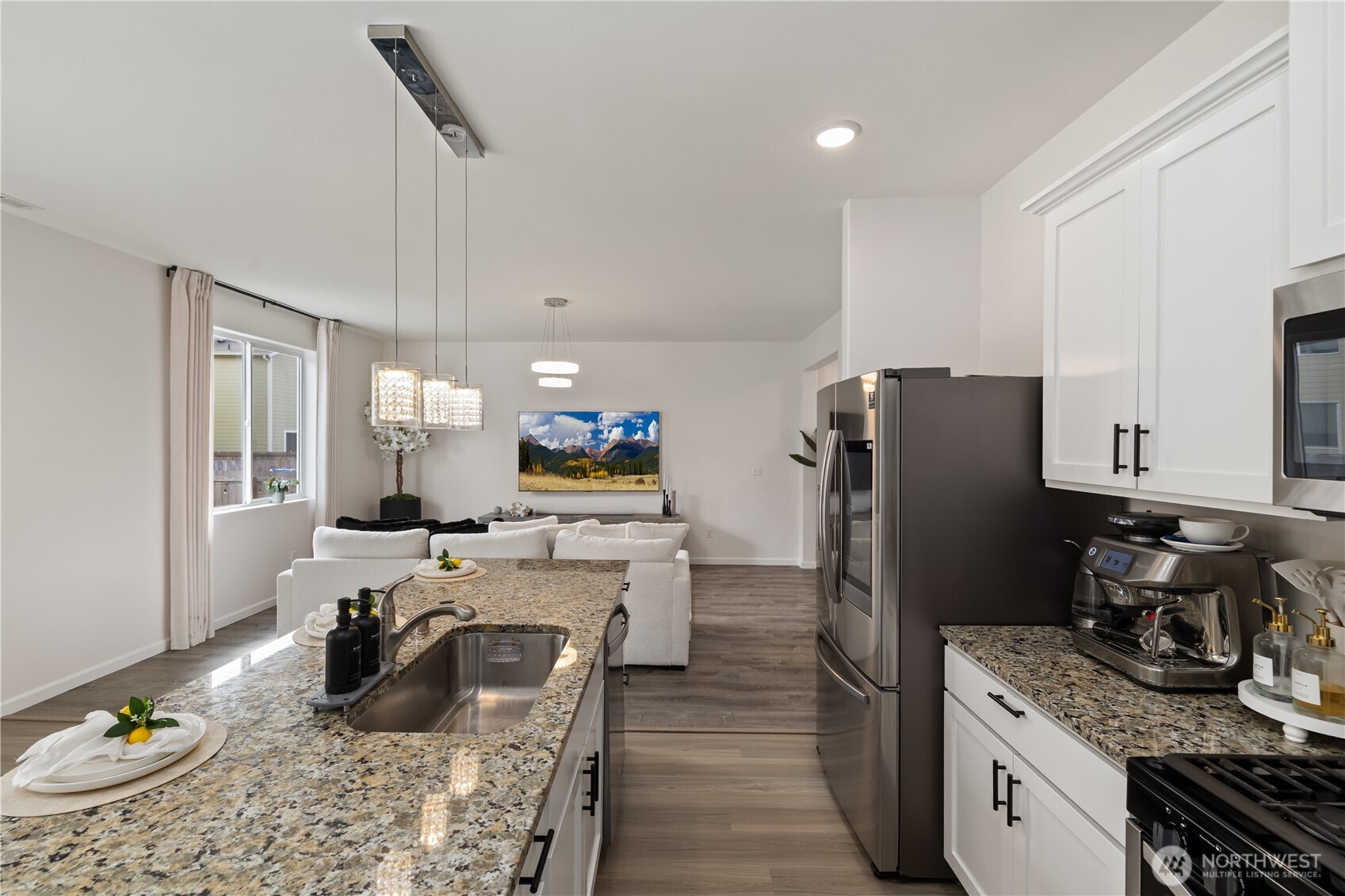 12053 317th Drive Property Photo 6