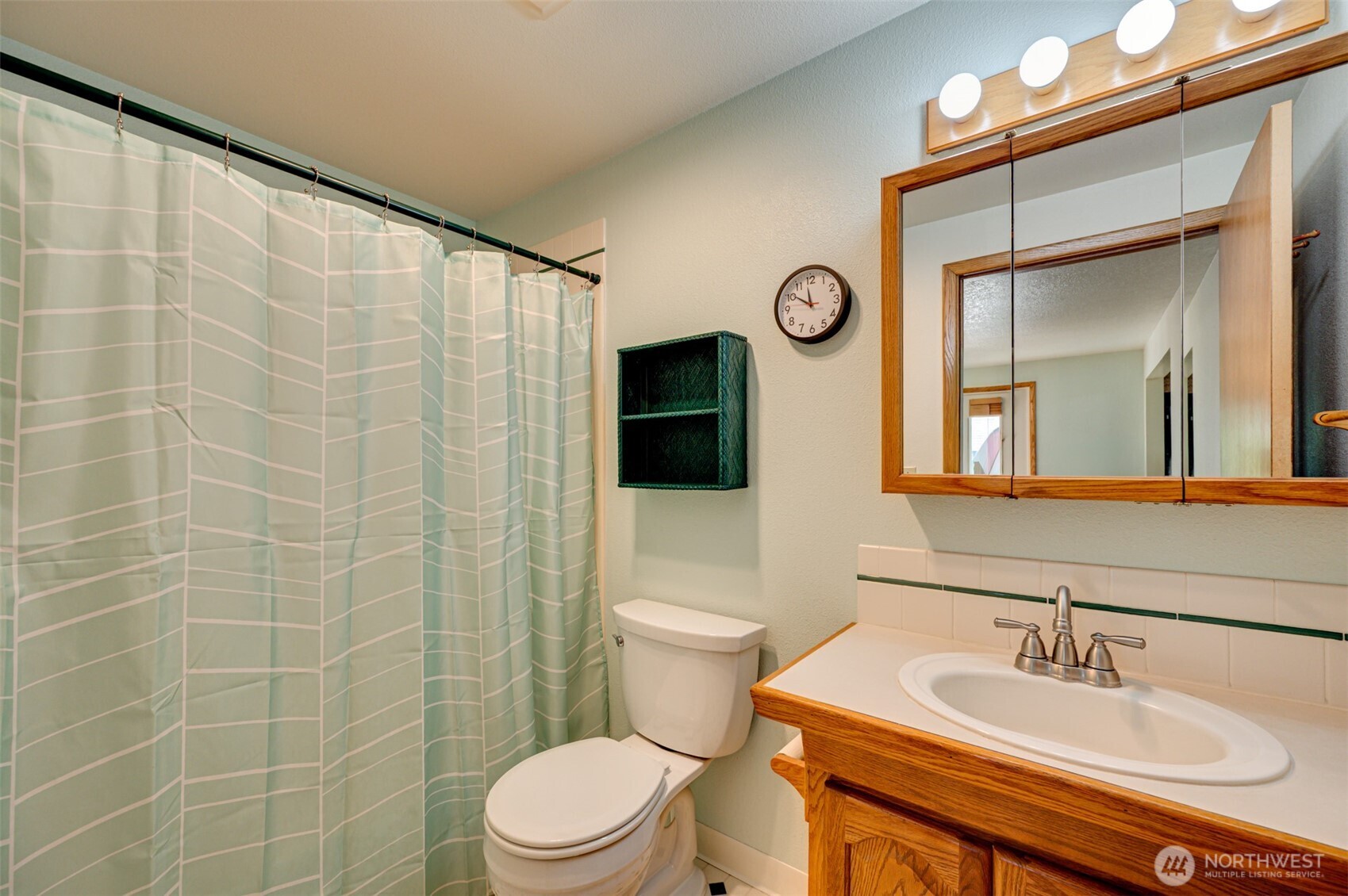 1004 Ne 84th Avenue Property Photo 13