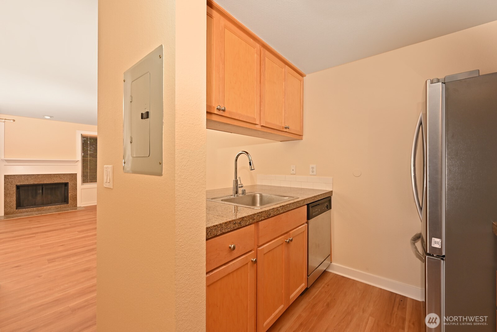 301 W Raye Street 106 Property Photo 12