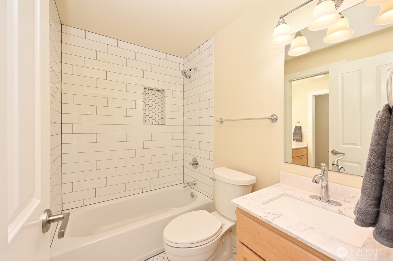 301 W Raye Street 106 Property Photo 20