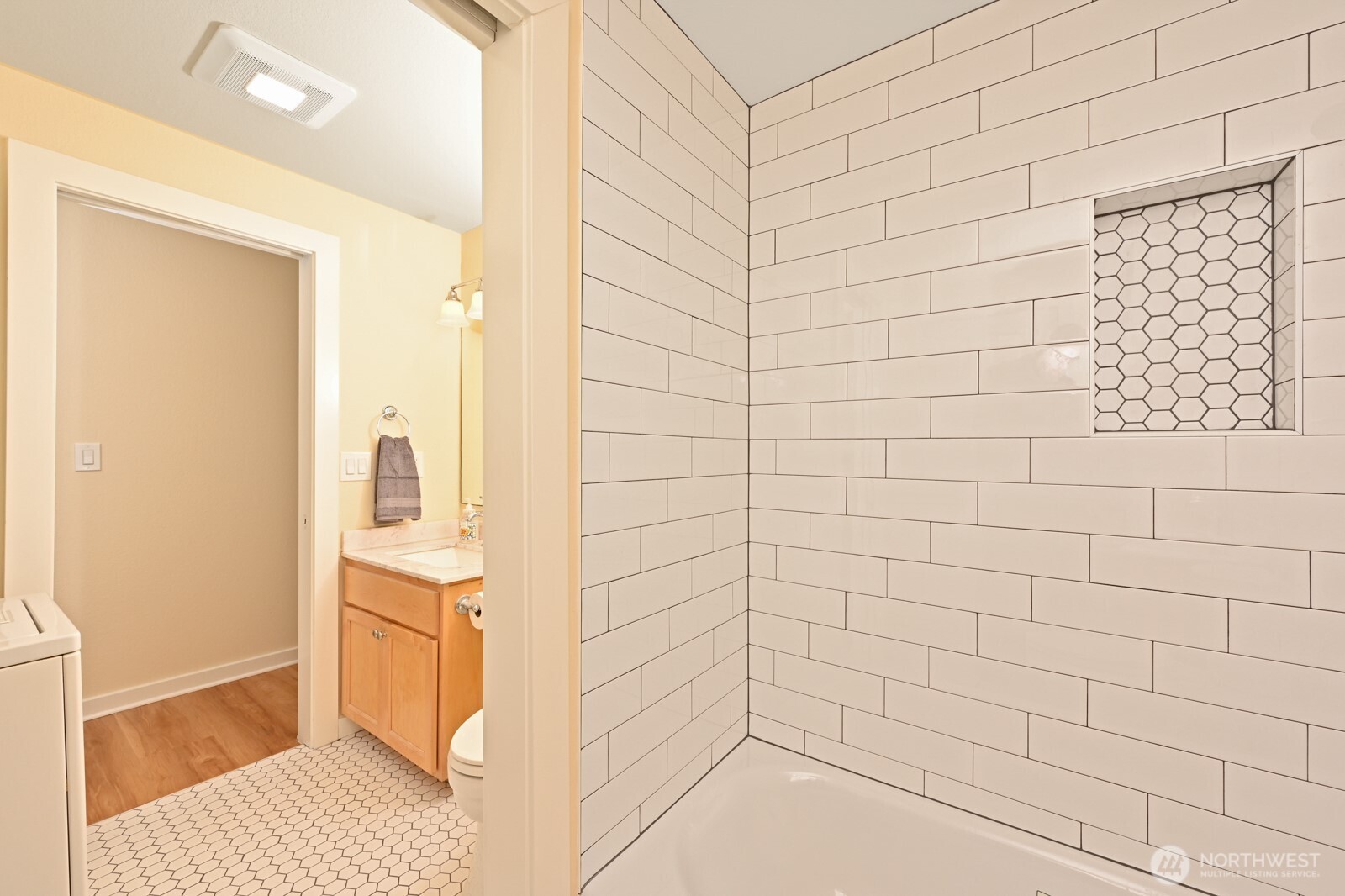 301 W Raye Street 106 Property Photo 21