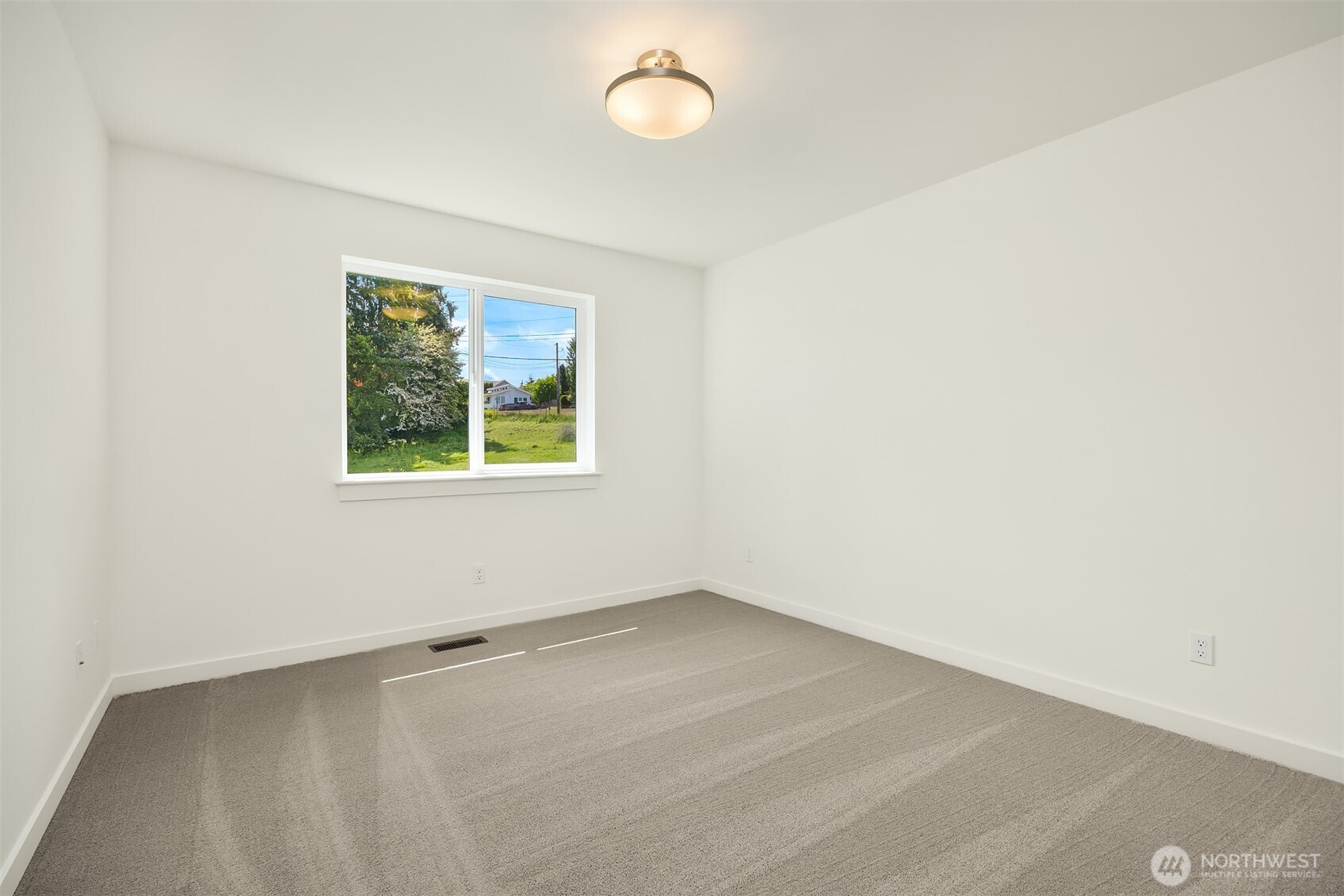 21613 Poplar Way Property Photo 23